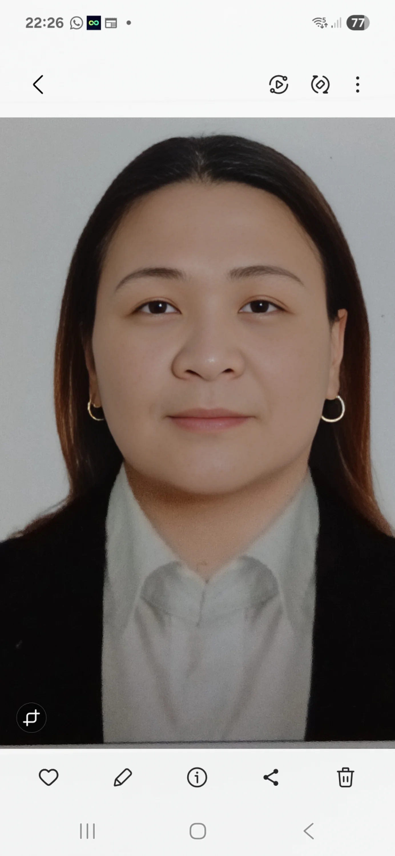 Lyn - Filipino Maid / Nanny