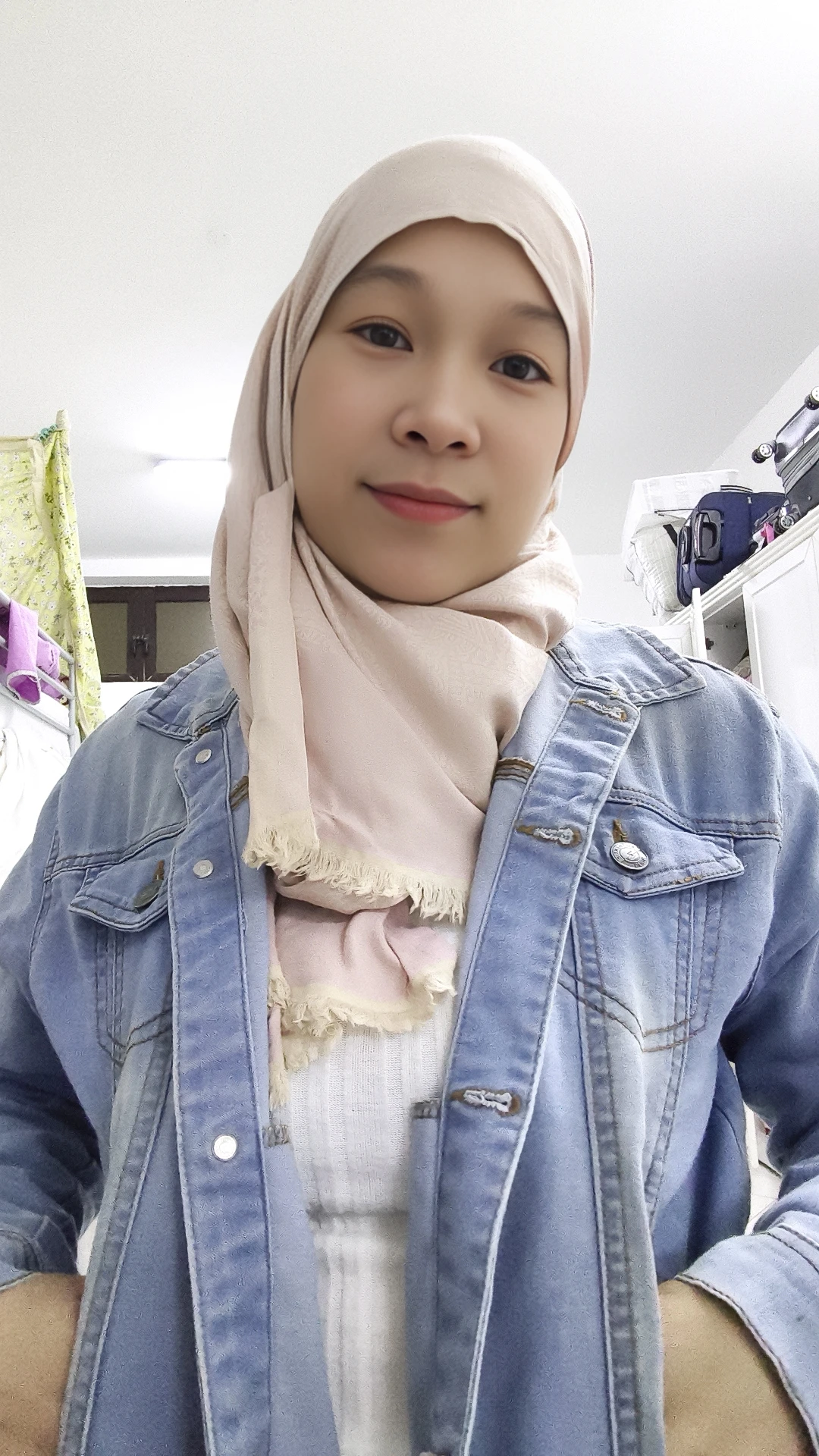 Janice - Filipino Nanny / Maid / Eldercare