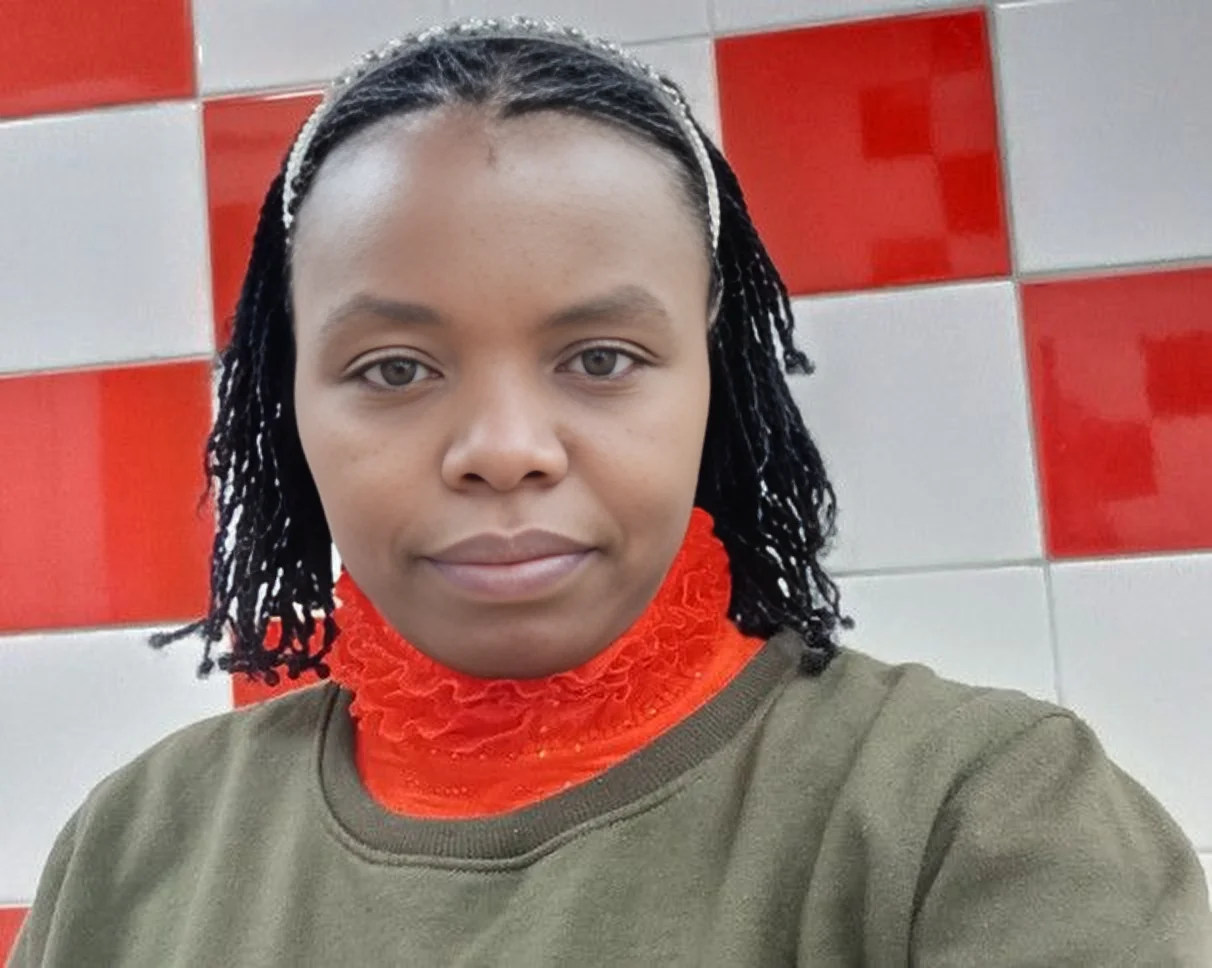 Flora - Kenyan Maid