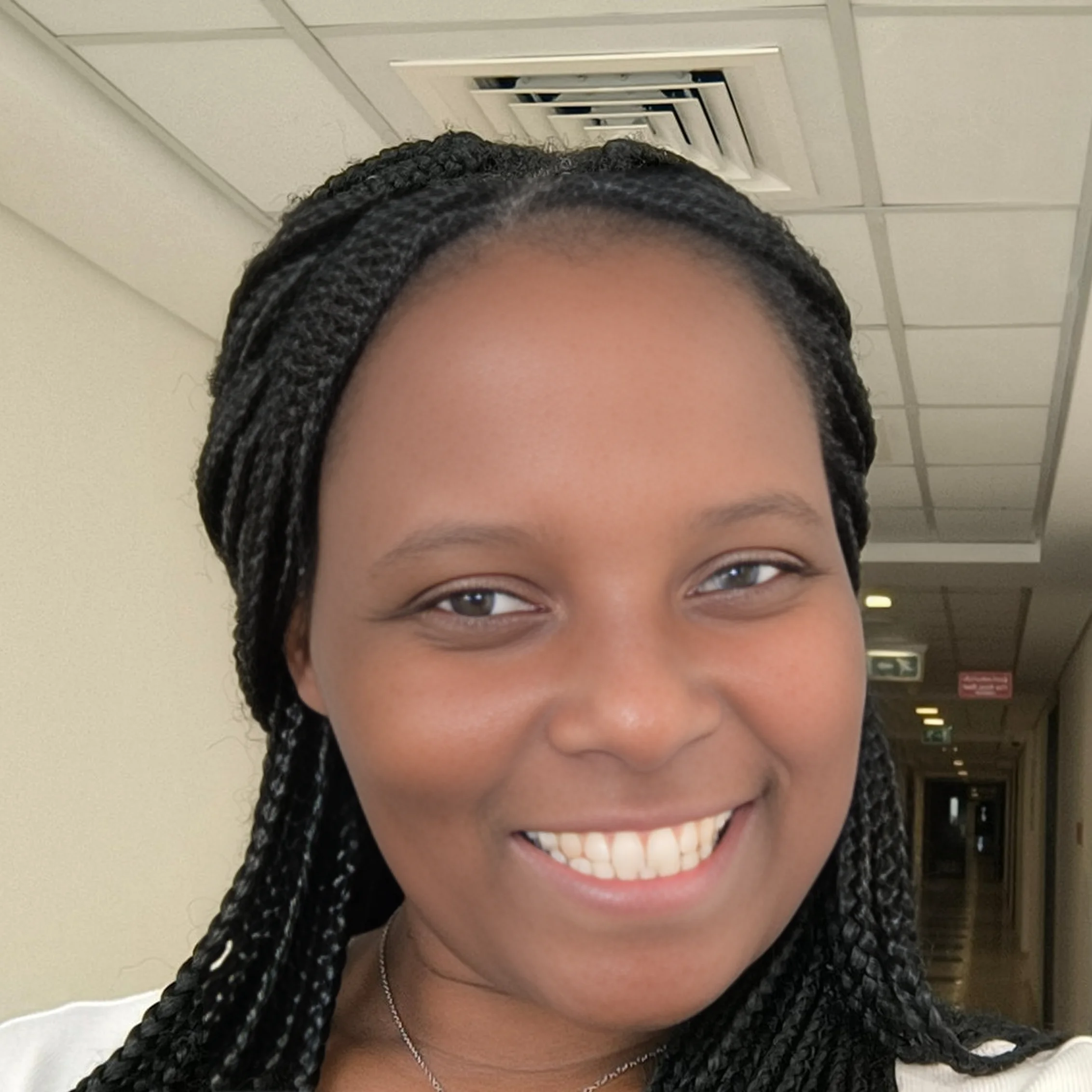 Rumbidzai - Zimbabwean Nanny / Caregiver