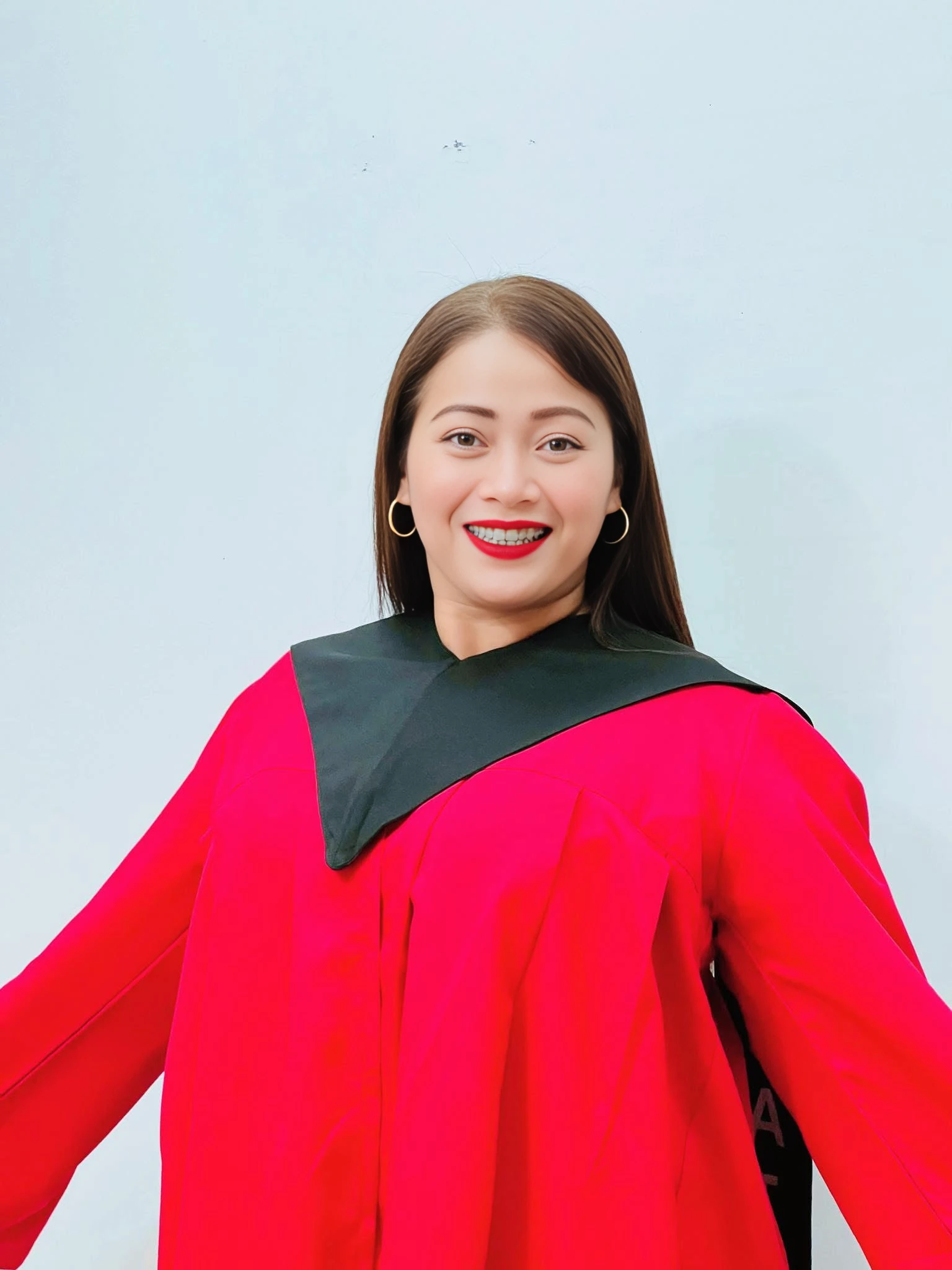 Joan - Filipino Nanny / Eldercare / Maid