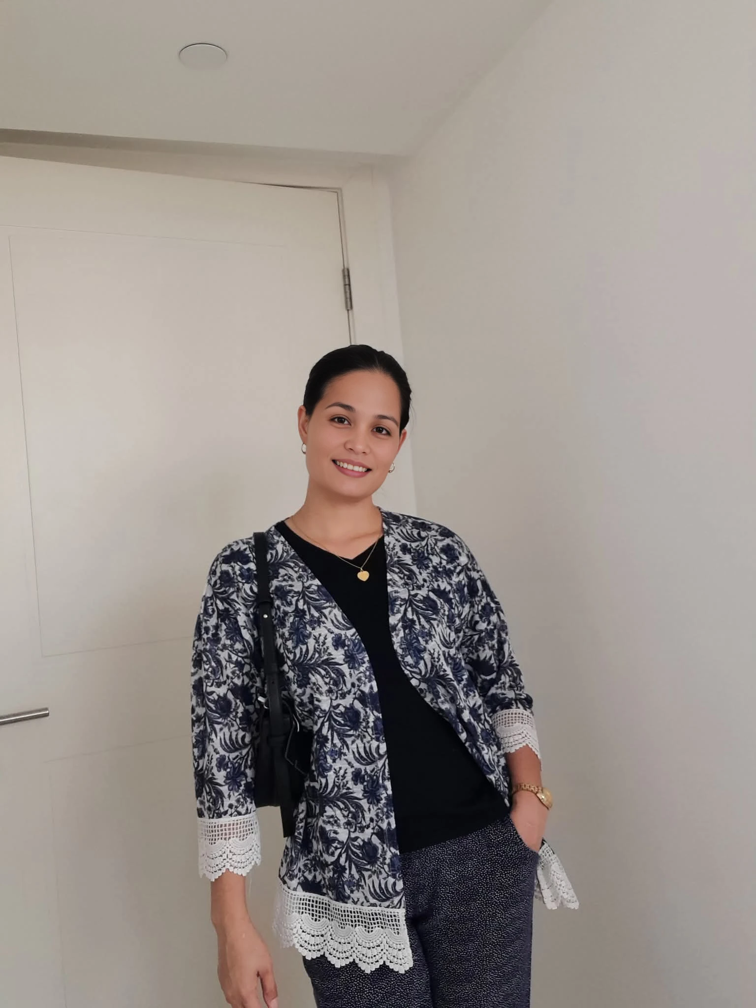 Jonna - Filipino Nanny / Maid