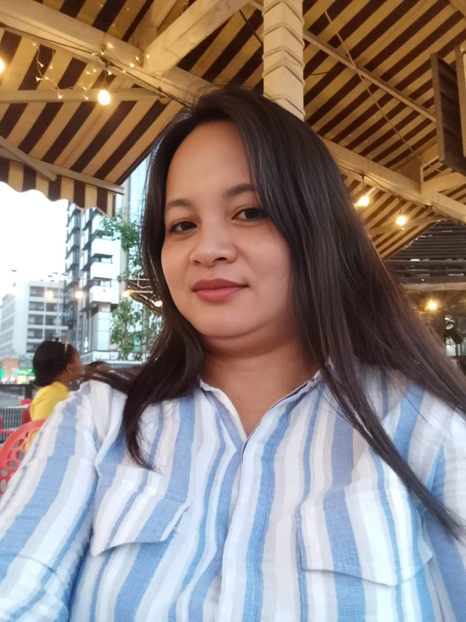 Julie - Filipino Nanny / Maid