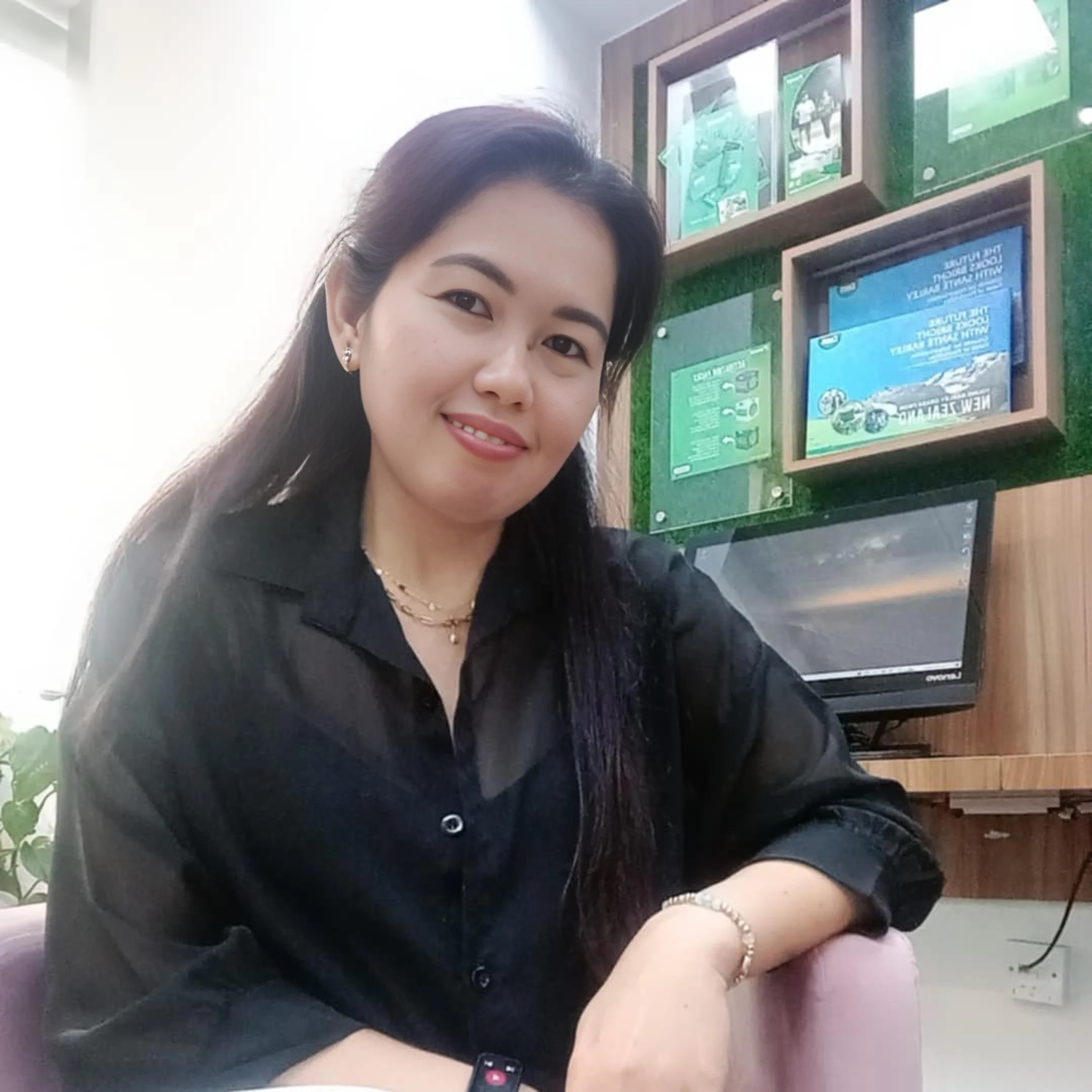 Monilyn - Filipino Nanny