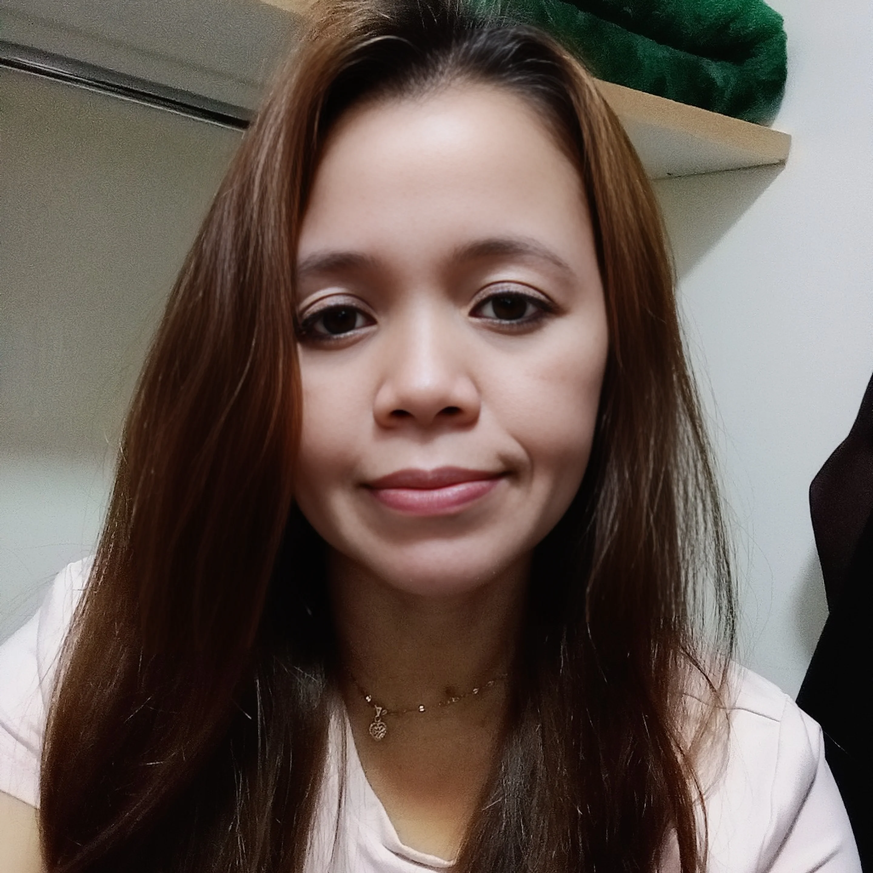 Amelyn - Filipino Nanny