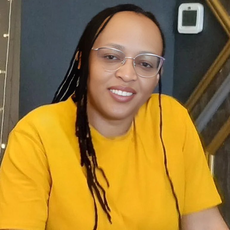 Teresia - Kenyan Both