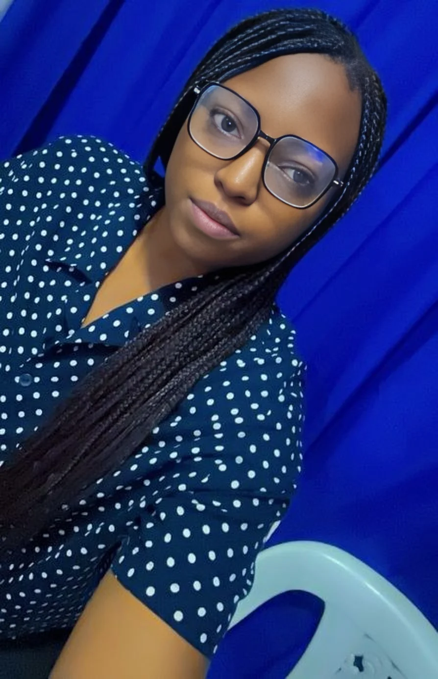 Atingwa - Cameroonian Nanny