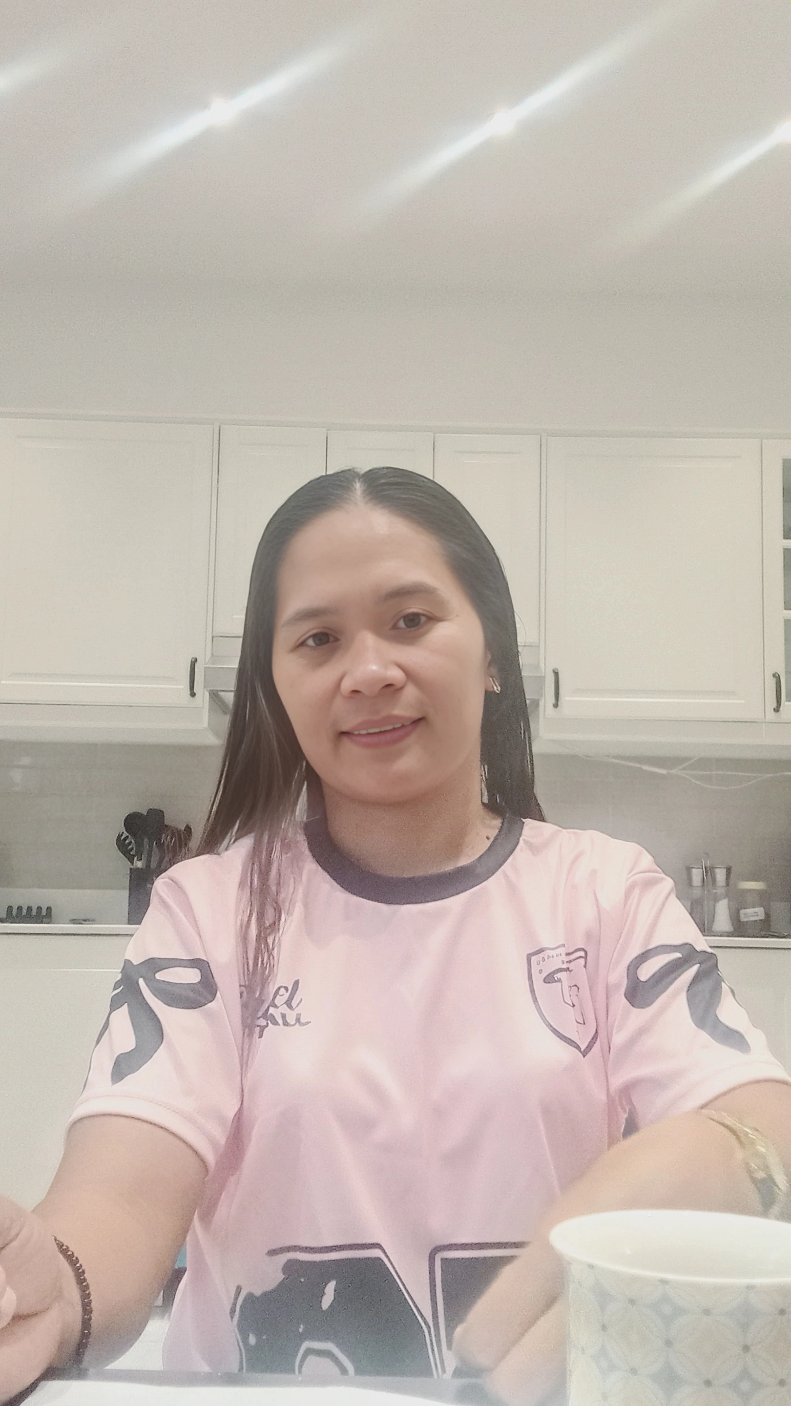 daisy - Filipino Nanny / Maid