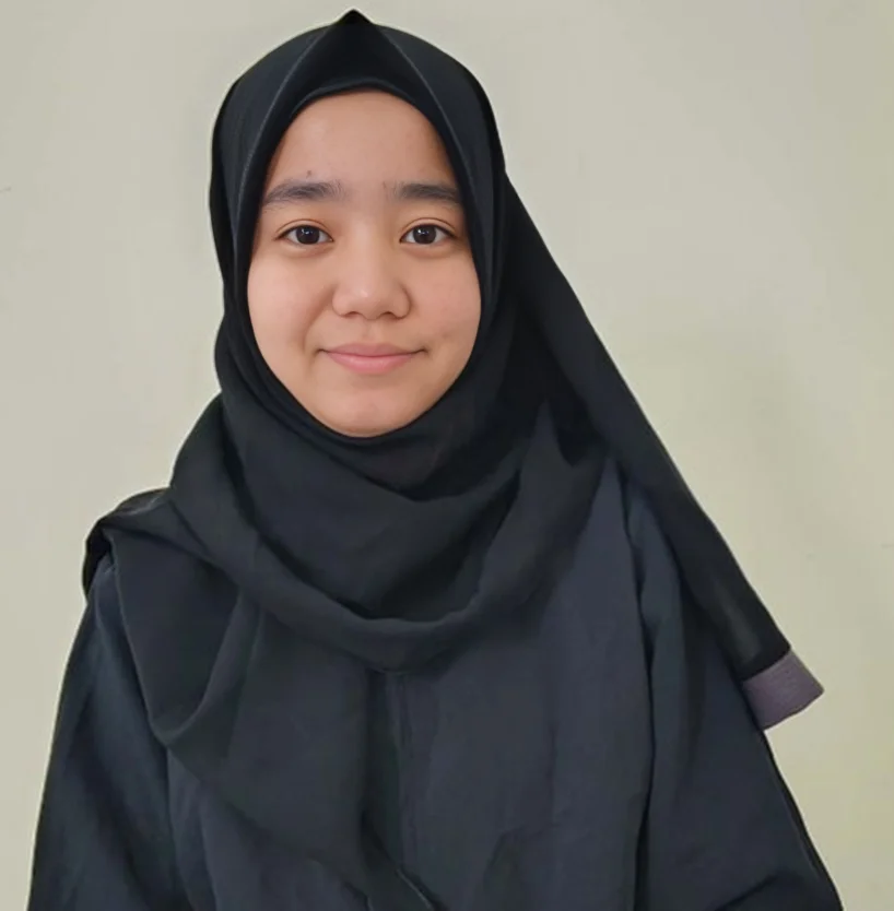 Aida - Filipino Maid