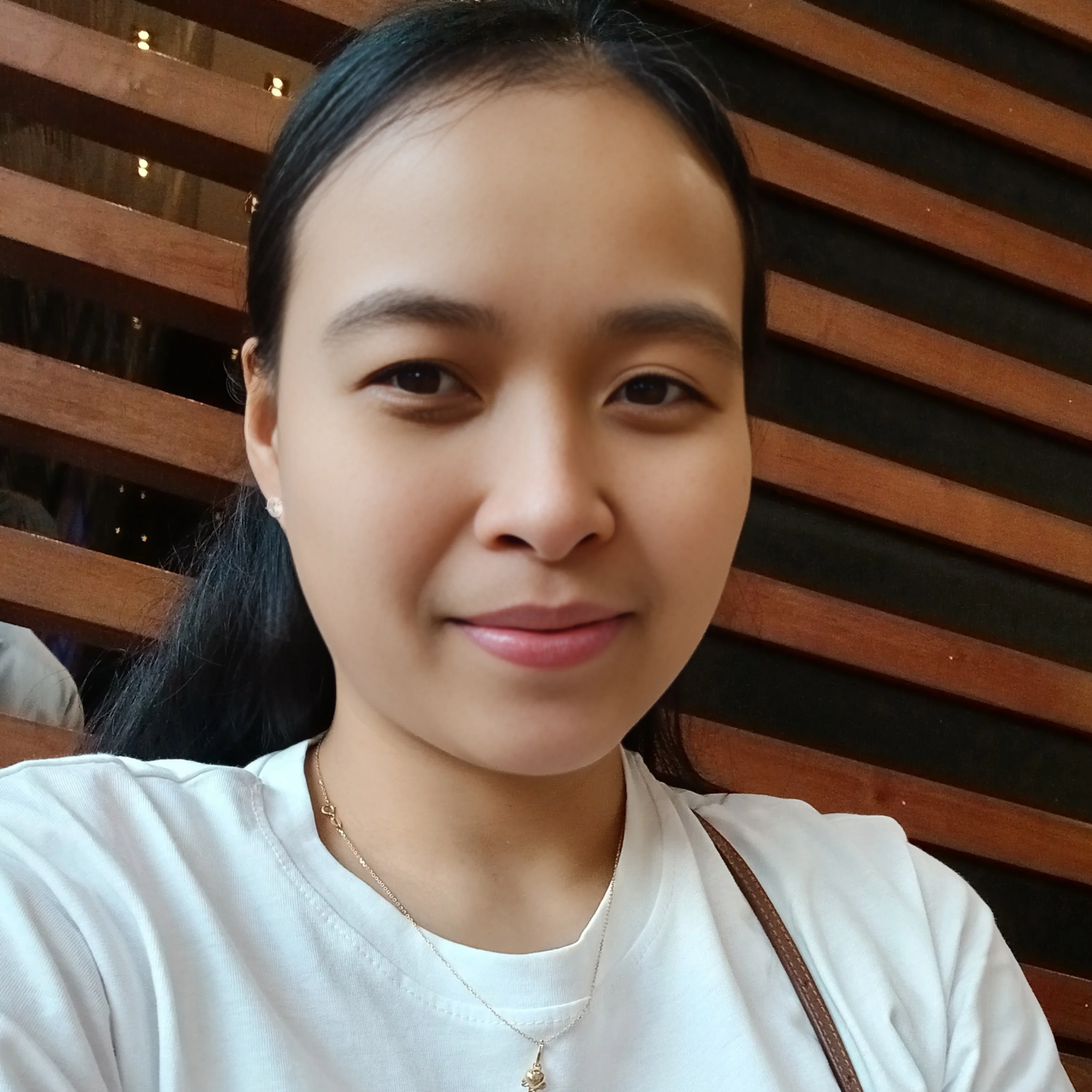 Aprilyn - Filipino Nanny