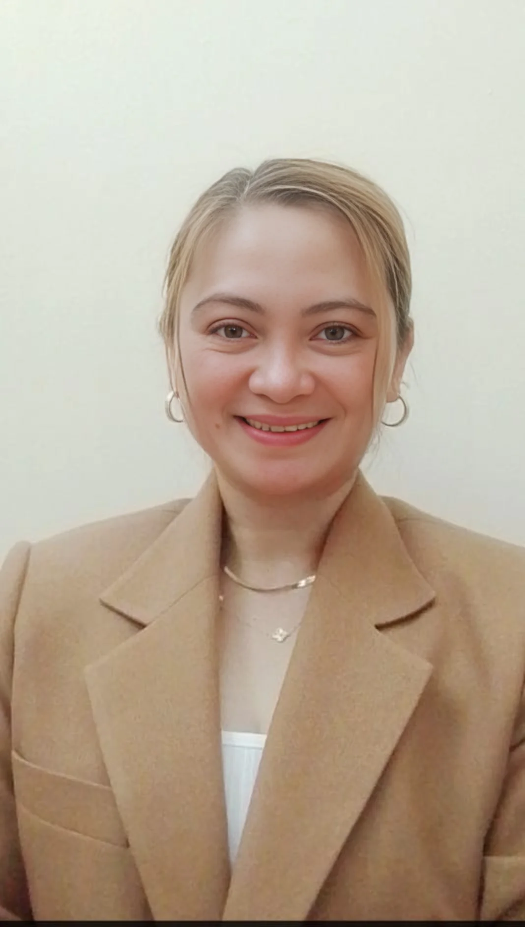 Ana - Filipino Maid / Nanny