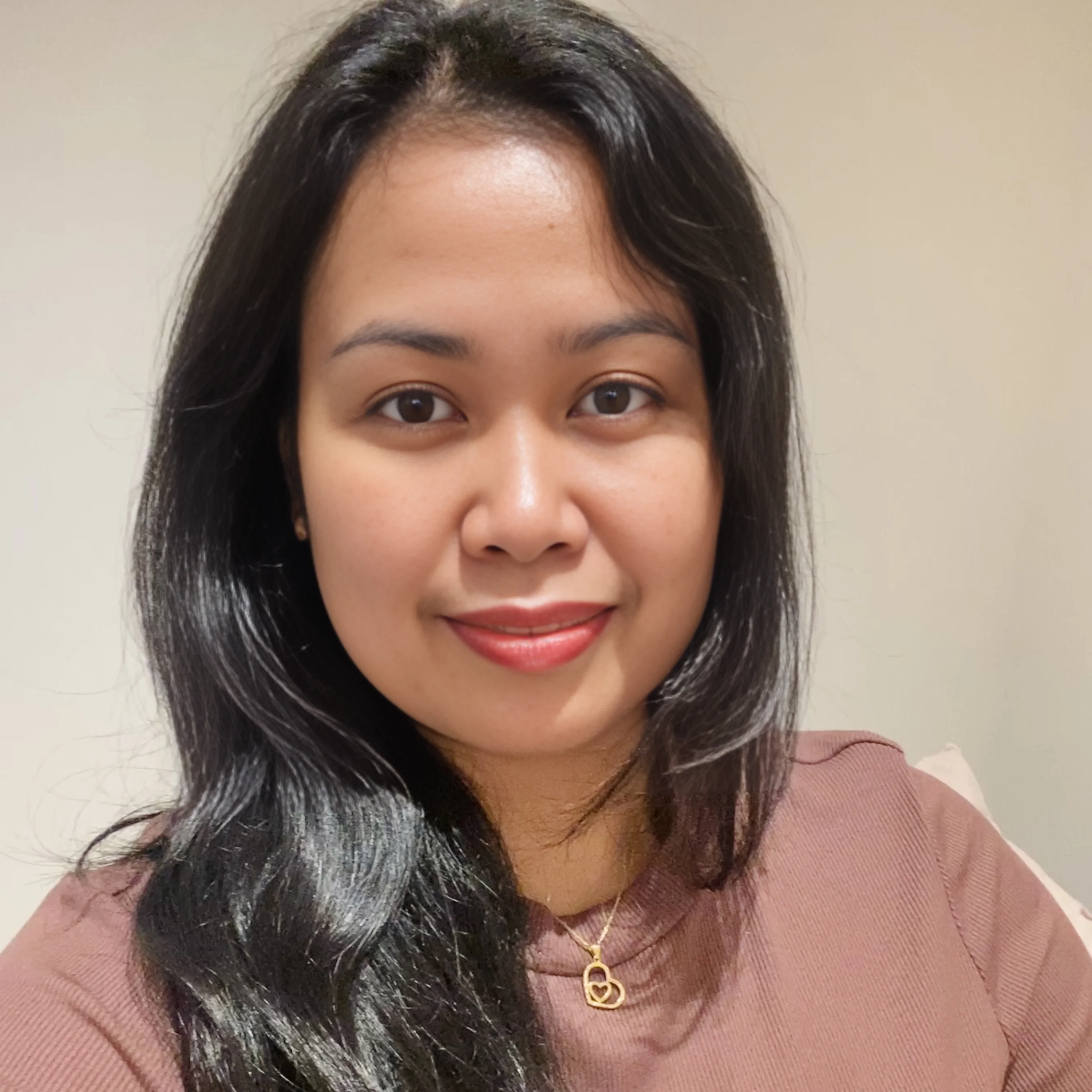 Rhodora - Filipino Nanny / Maid / Eldercare