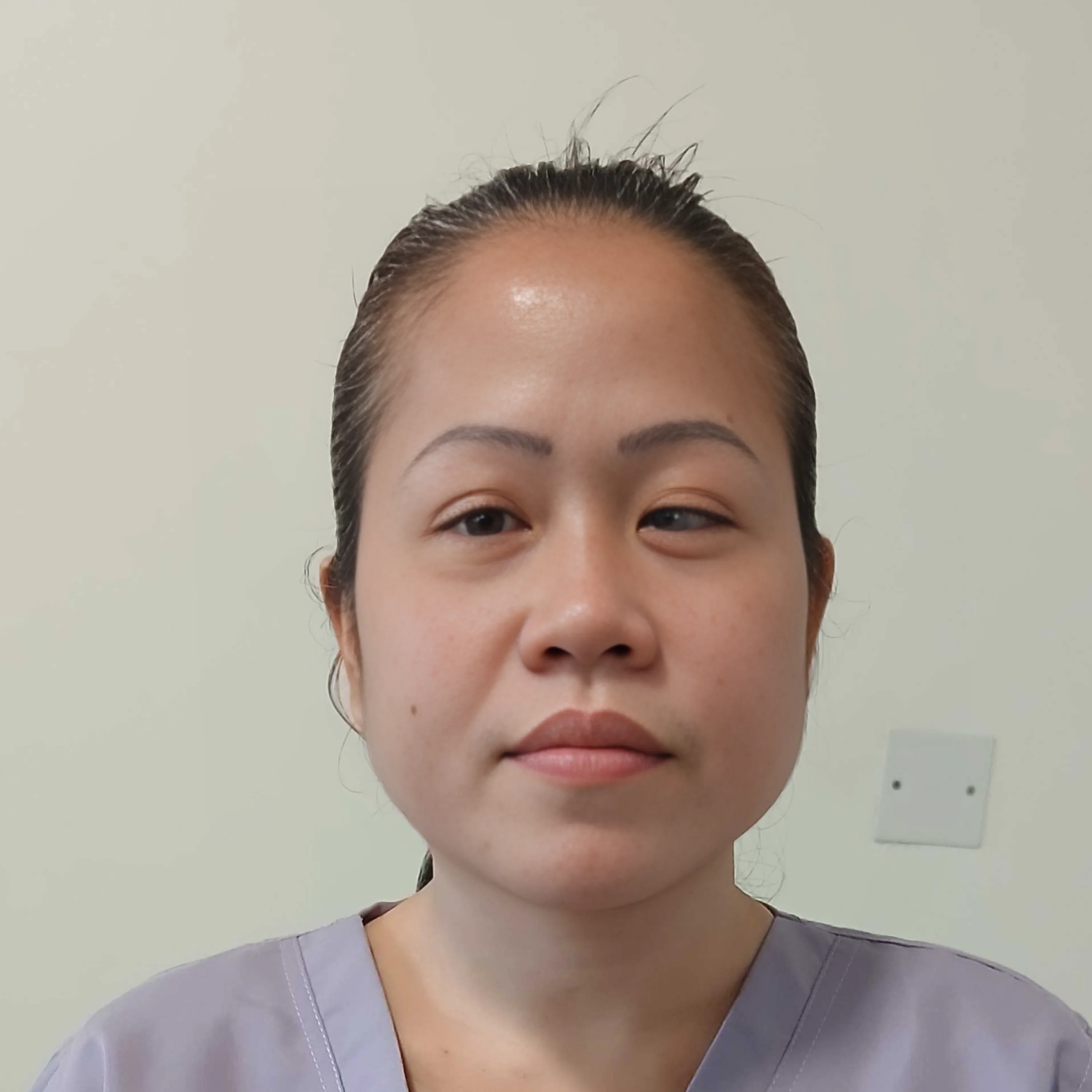 Jenalyn - Filipino Nanny / Maid