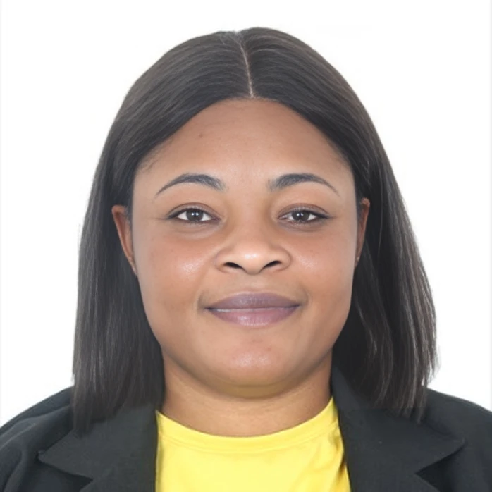 Hadjara - Ghanaian Nanny / Maid