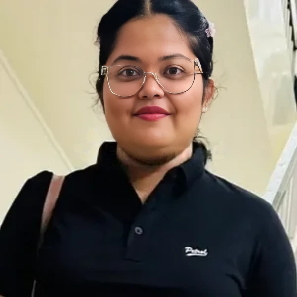 Geshini - Sri Lankan Maid