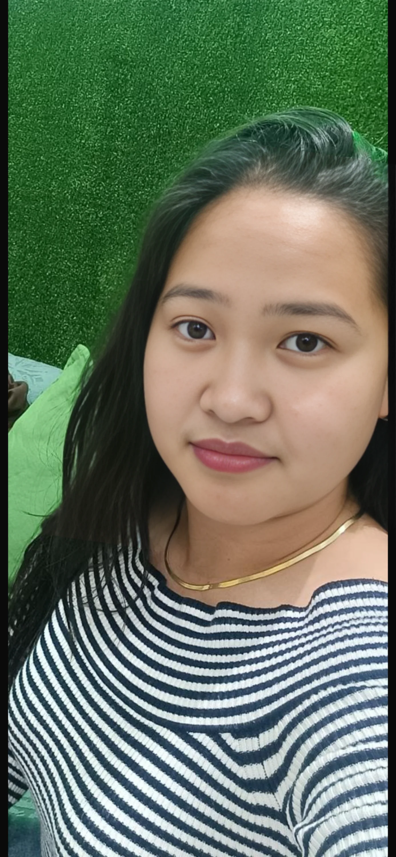 Rowena - Filipino Maid / Nanny