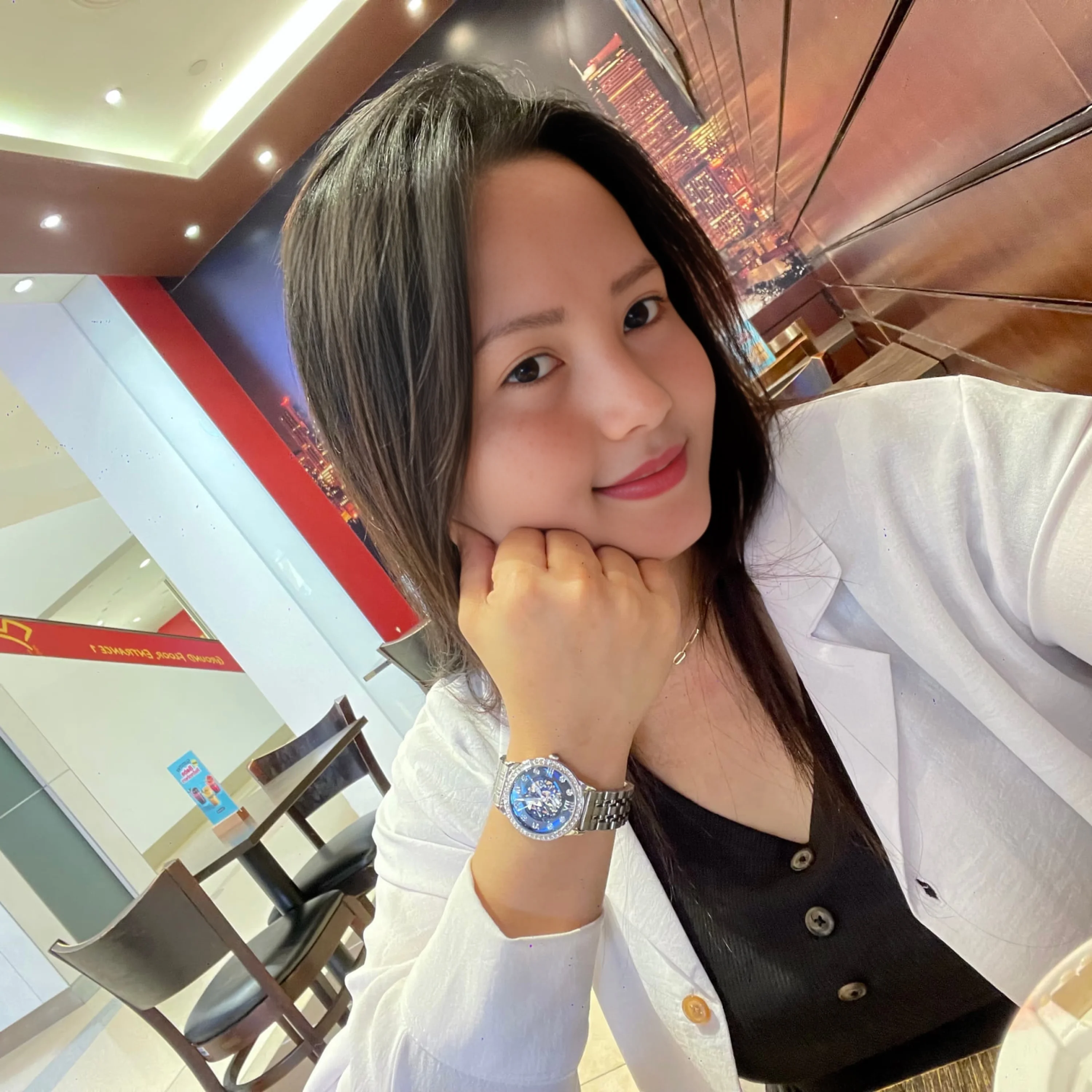 Divina - Filipino Nanny / Maid