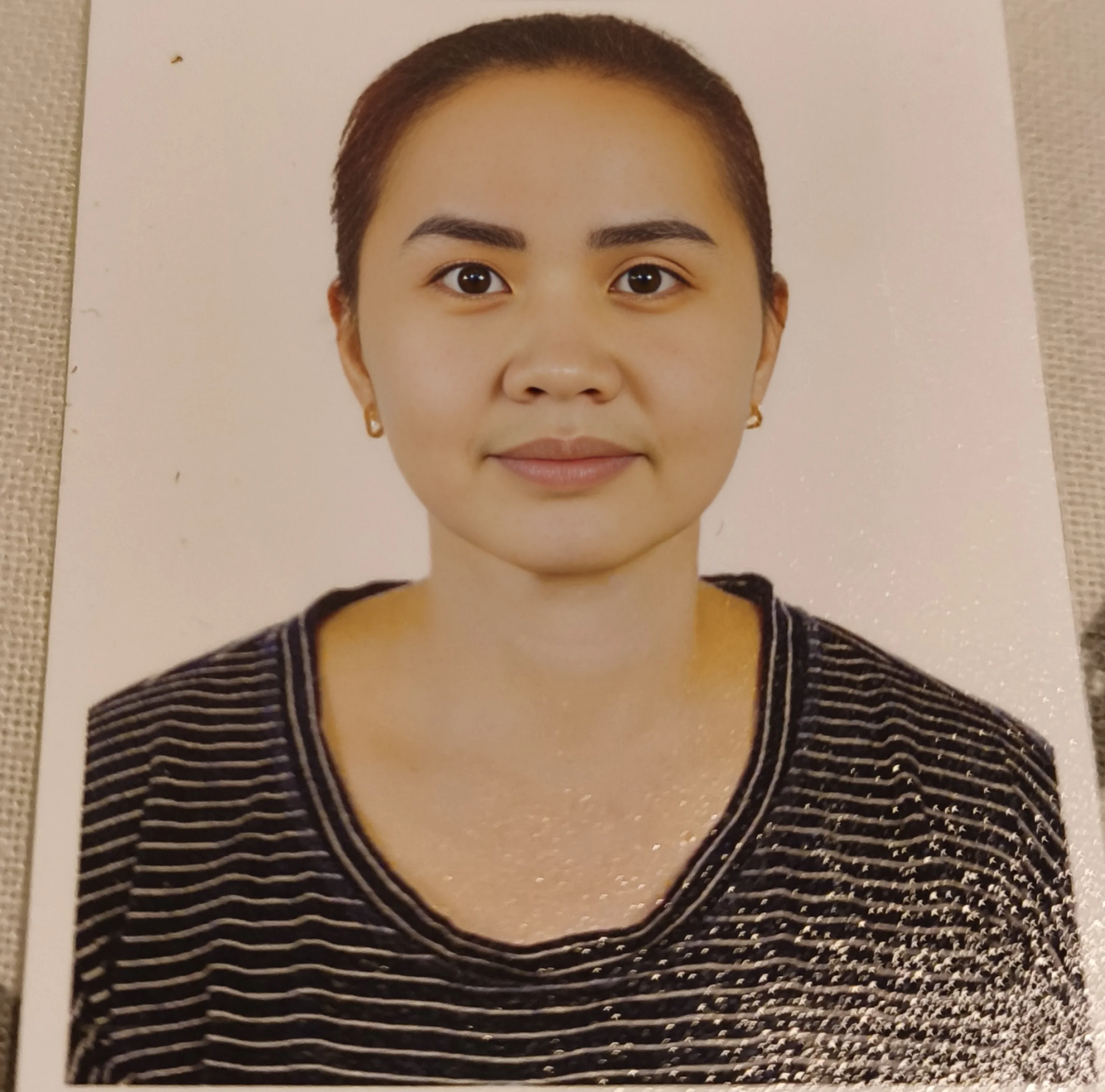 Rosana - Filipino Nanny / Maid / Eldercare