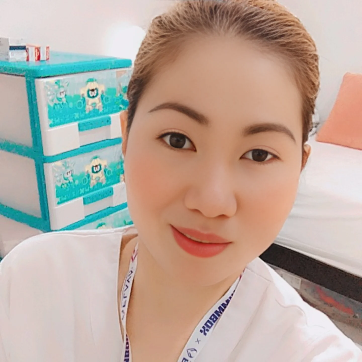 April - Filipino Nanny / Caregiver