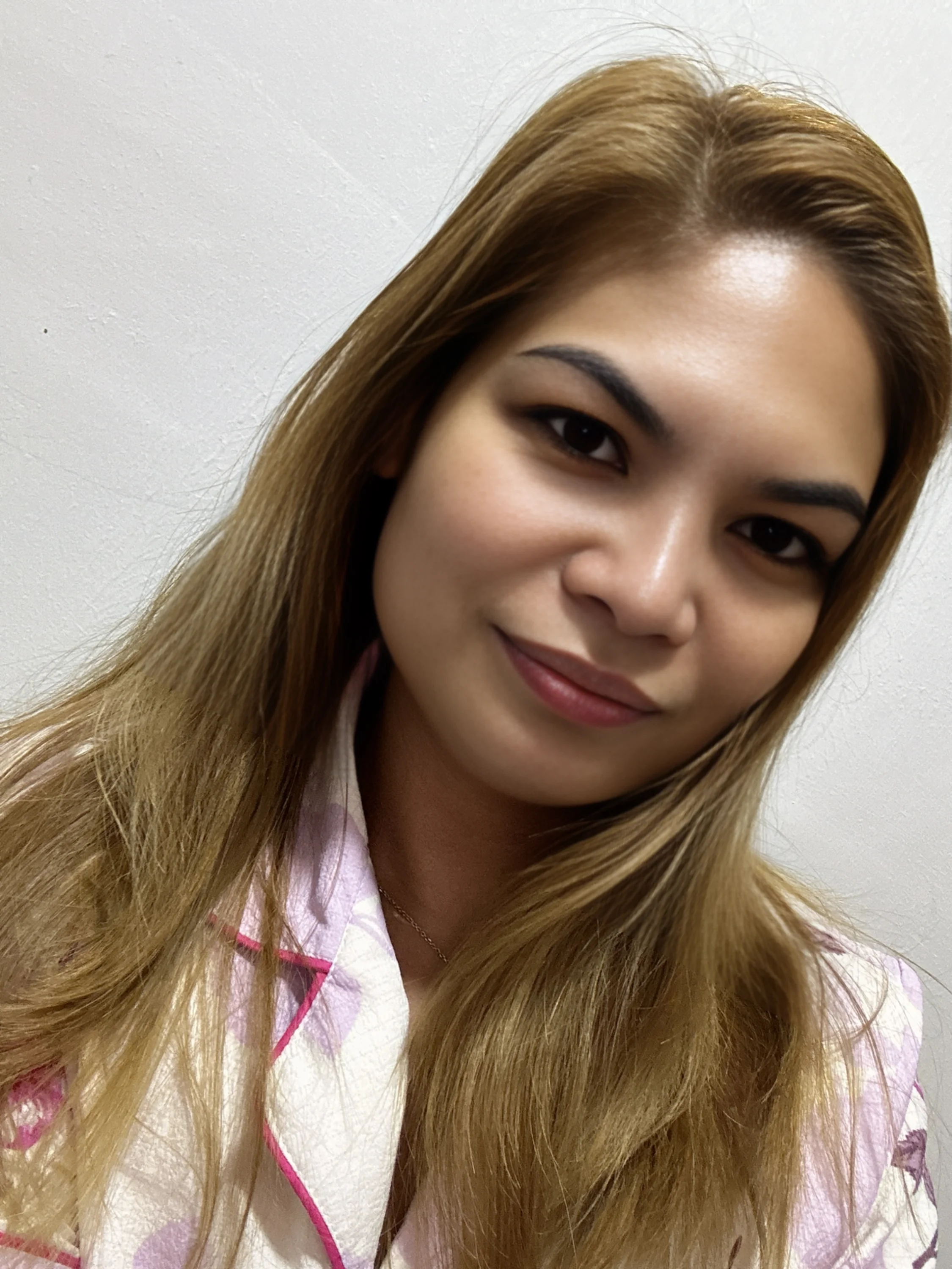 Reza - Filipino Nanny / Maid