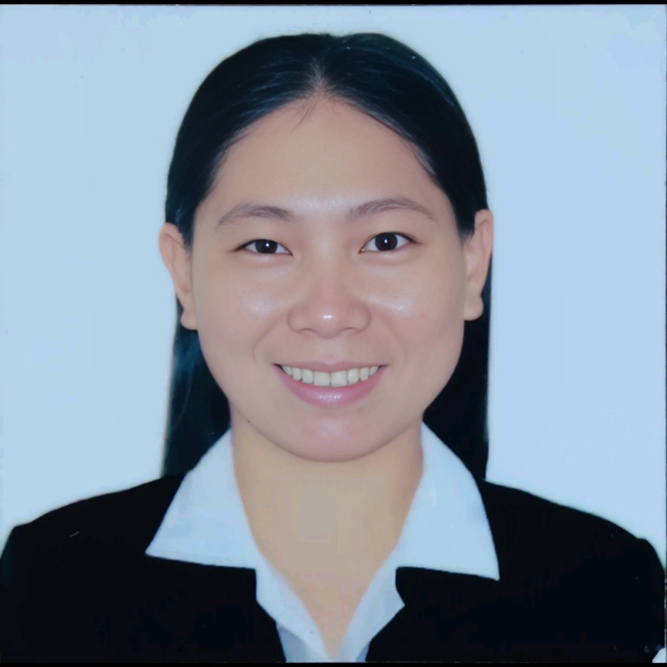 EVELYN - Filipino Babysitter