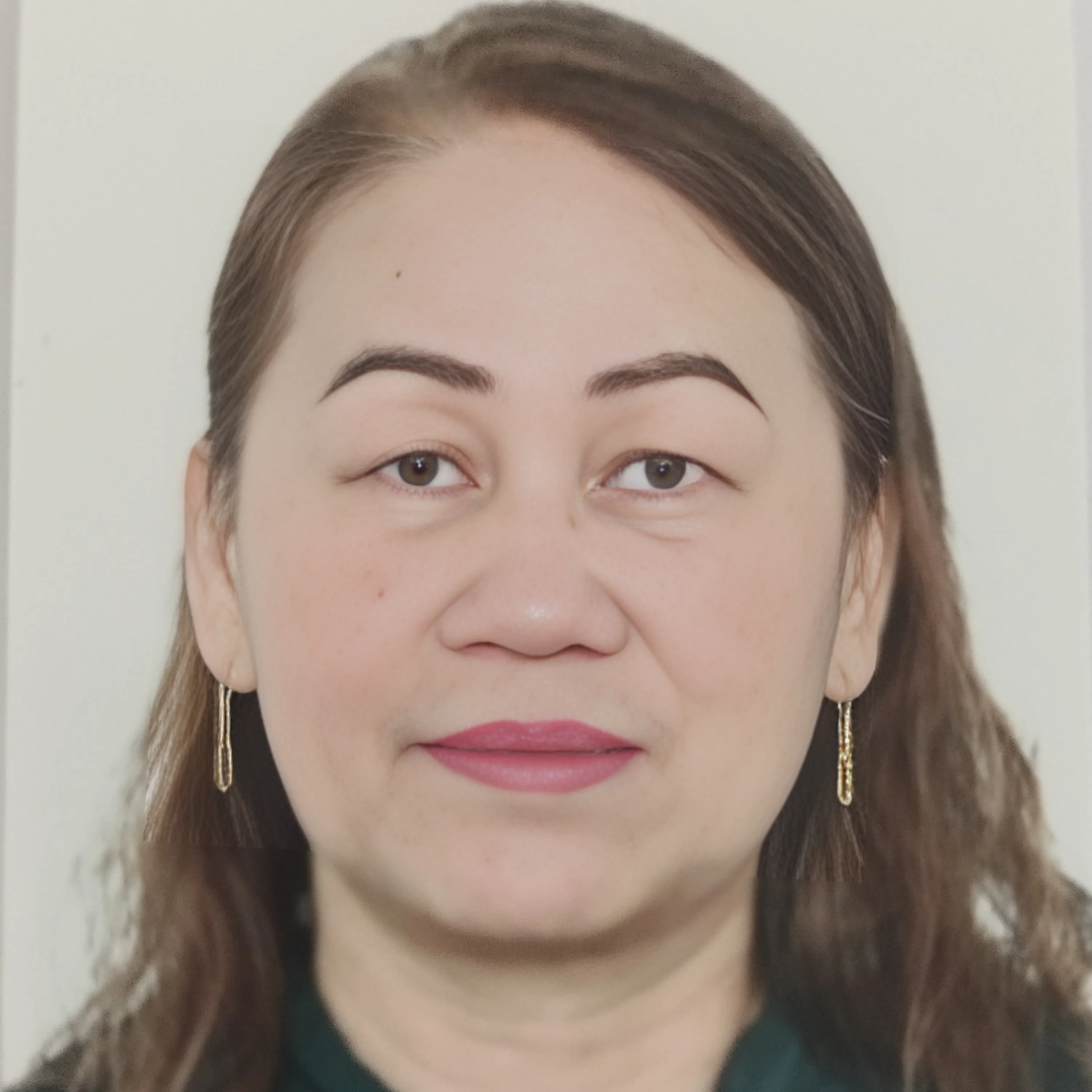 Genelyn - Filipino Maid