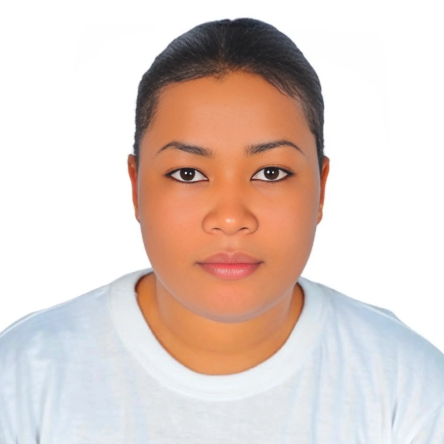 MADINATU - Cameroonian Nanny
