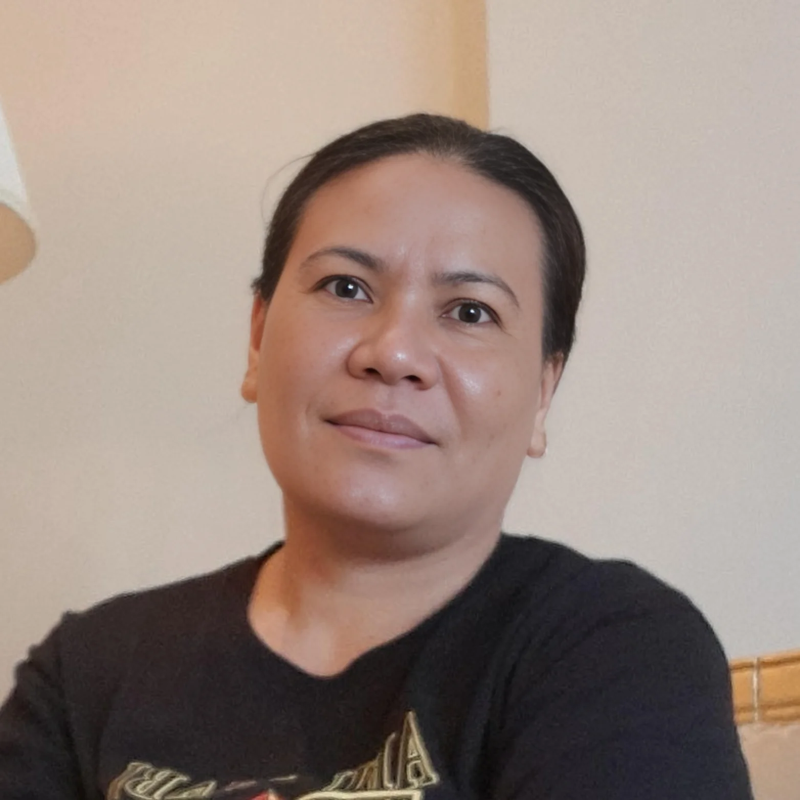 Maricris - Filipino Nanny / Caregiver