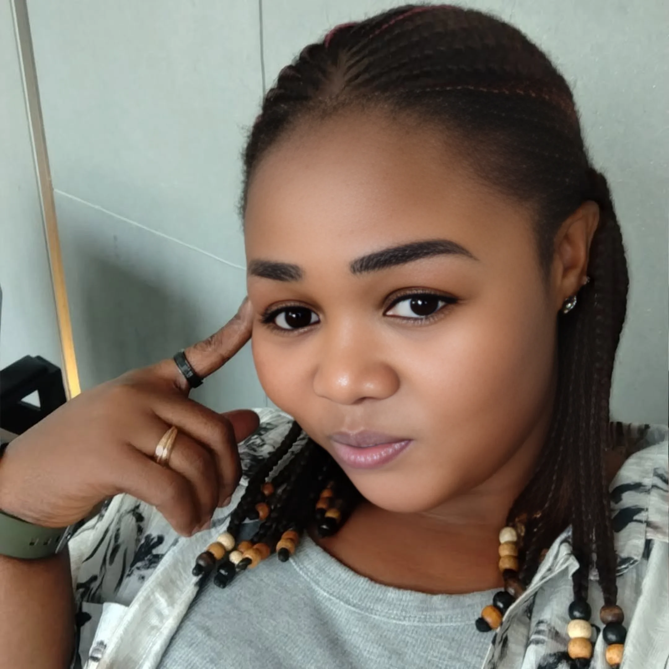 Regina - Cameroonian Nanny / Maid