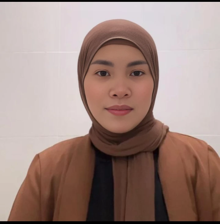 Nadzma - Filipino Maid