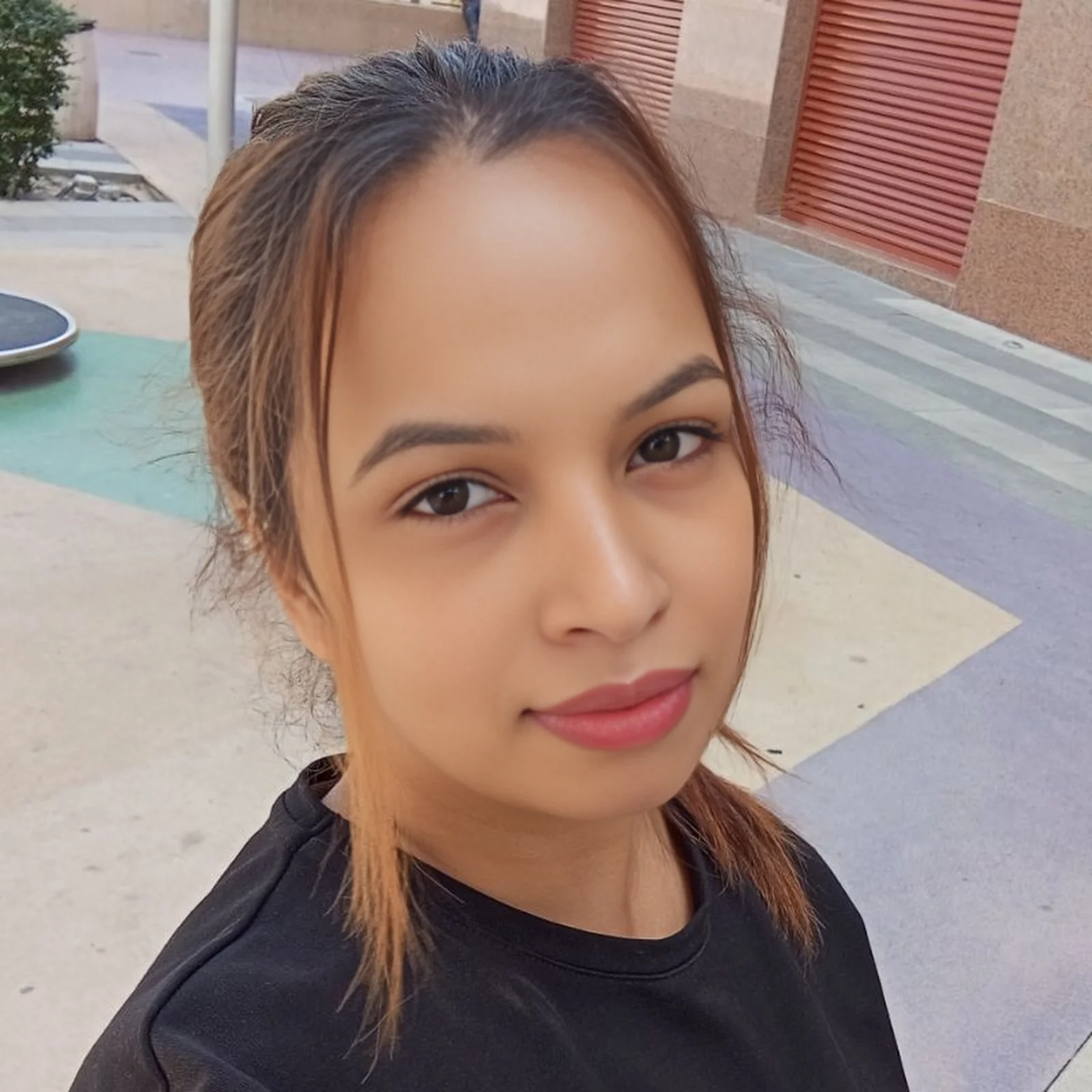 Iroshani - Sri Lankan Maid