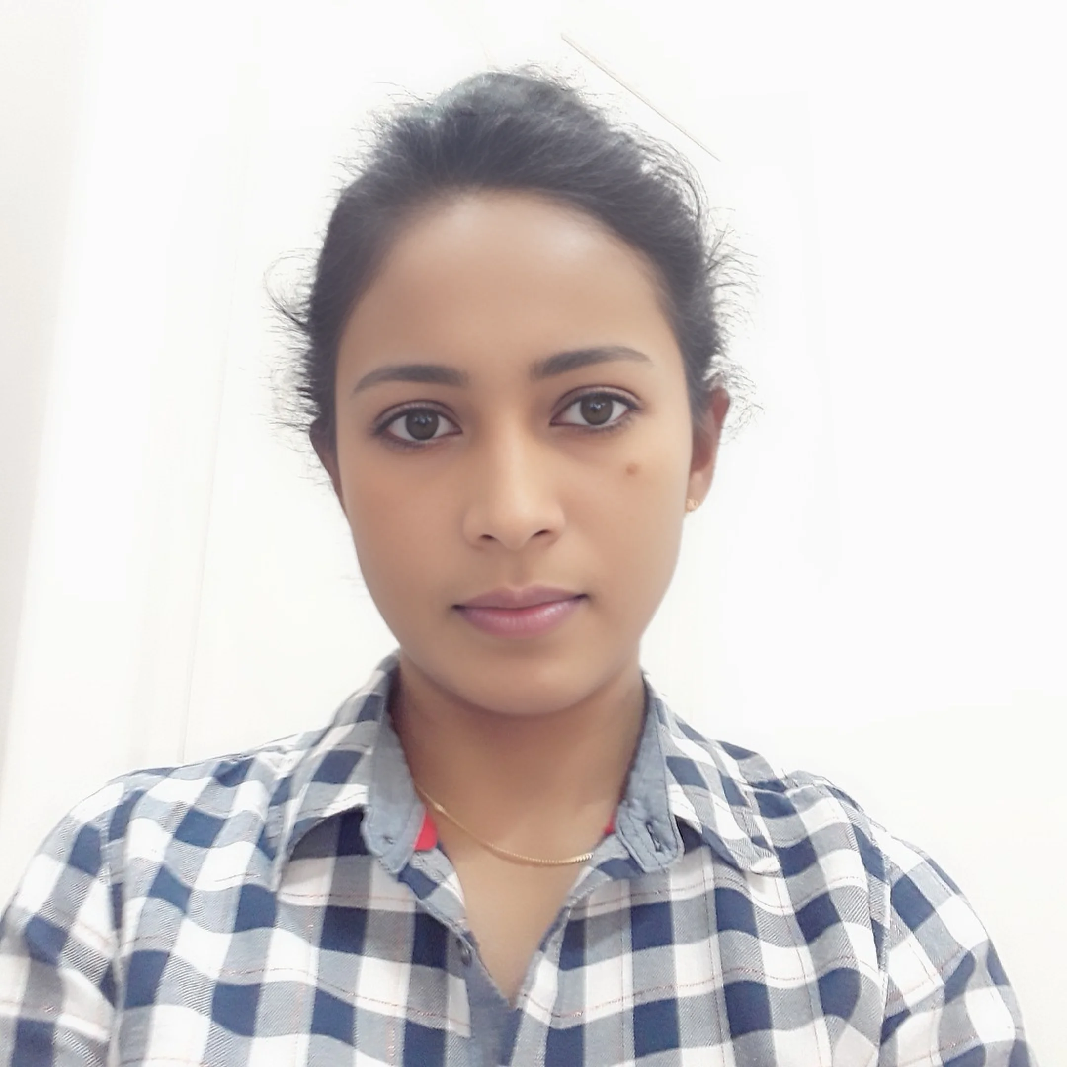 Krishani - Sri Lankan Nanny / Maid