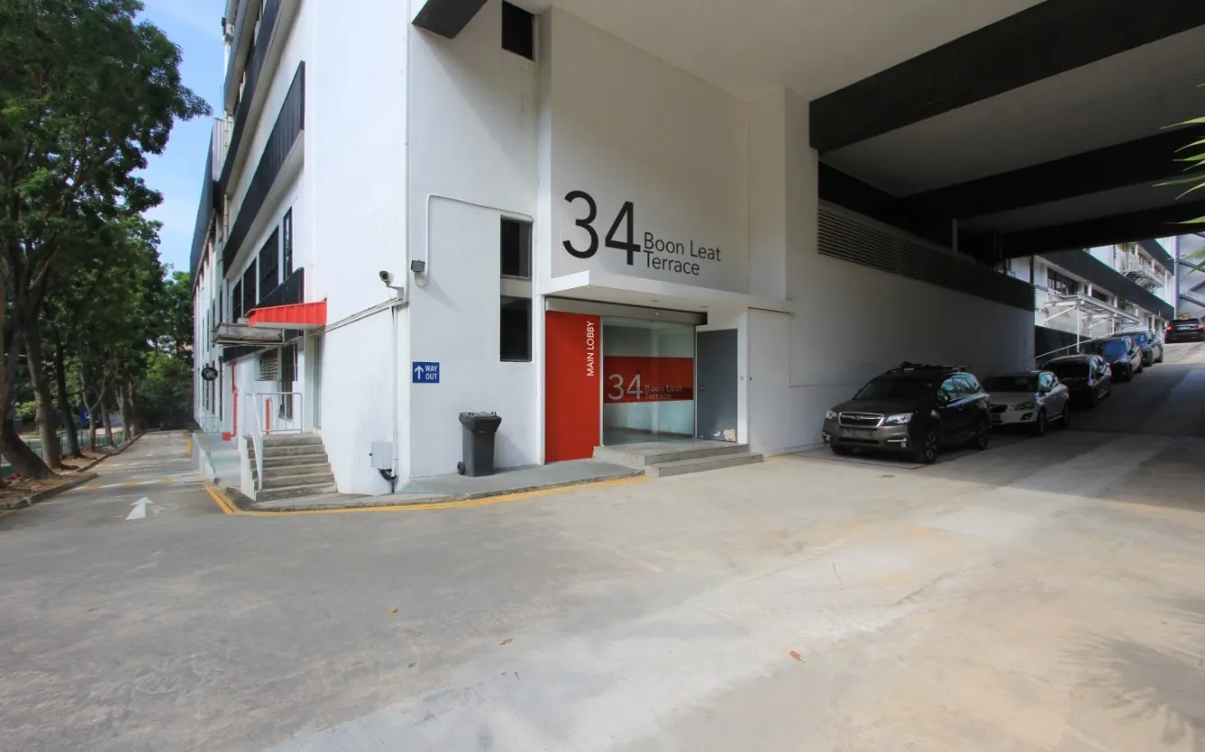 34 Boon Leat Terrace