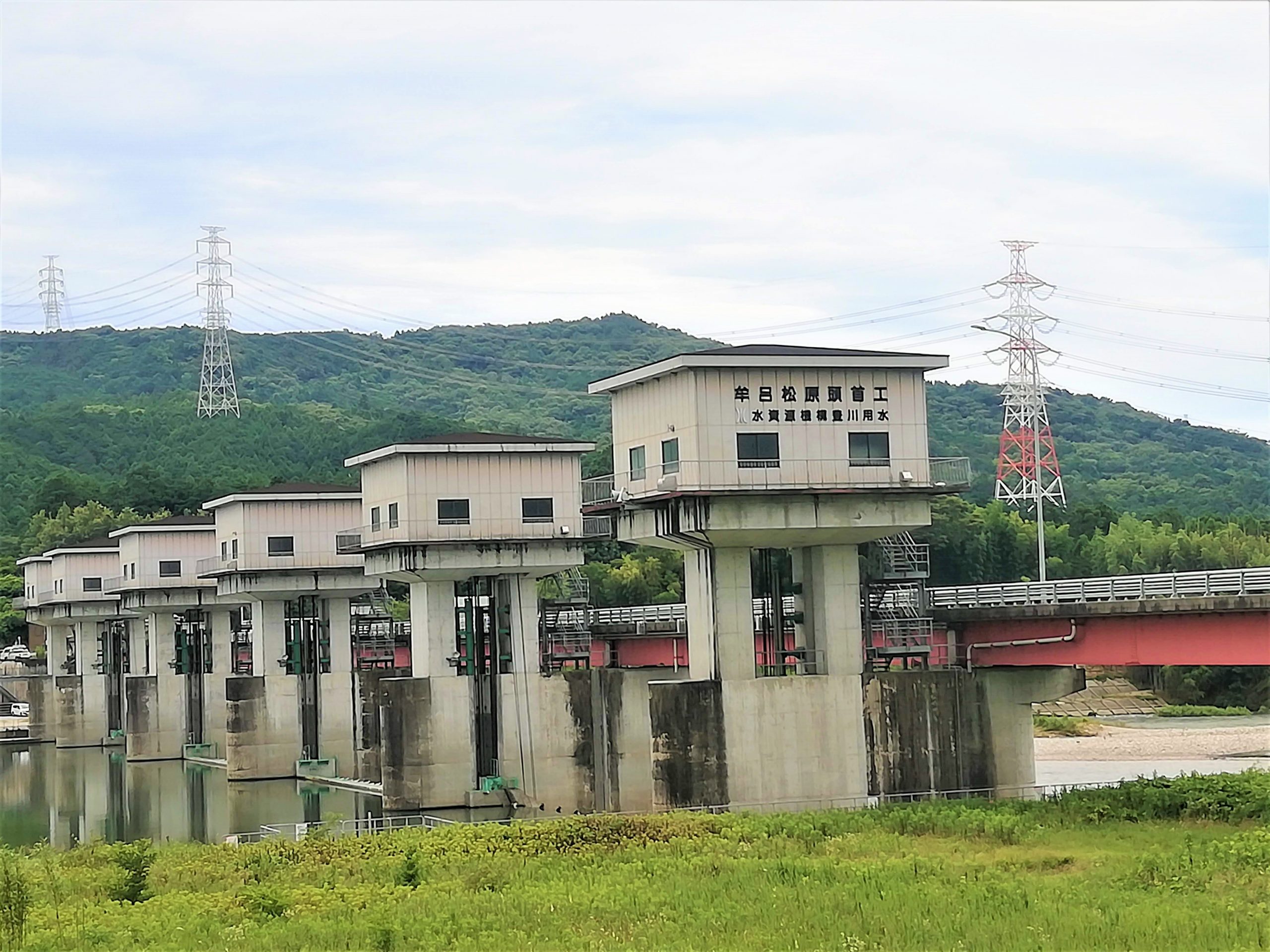 愛知県新城市_牟呂松原頭首工右岸より