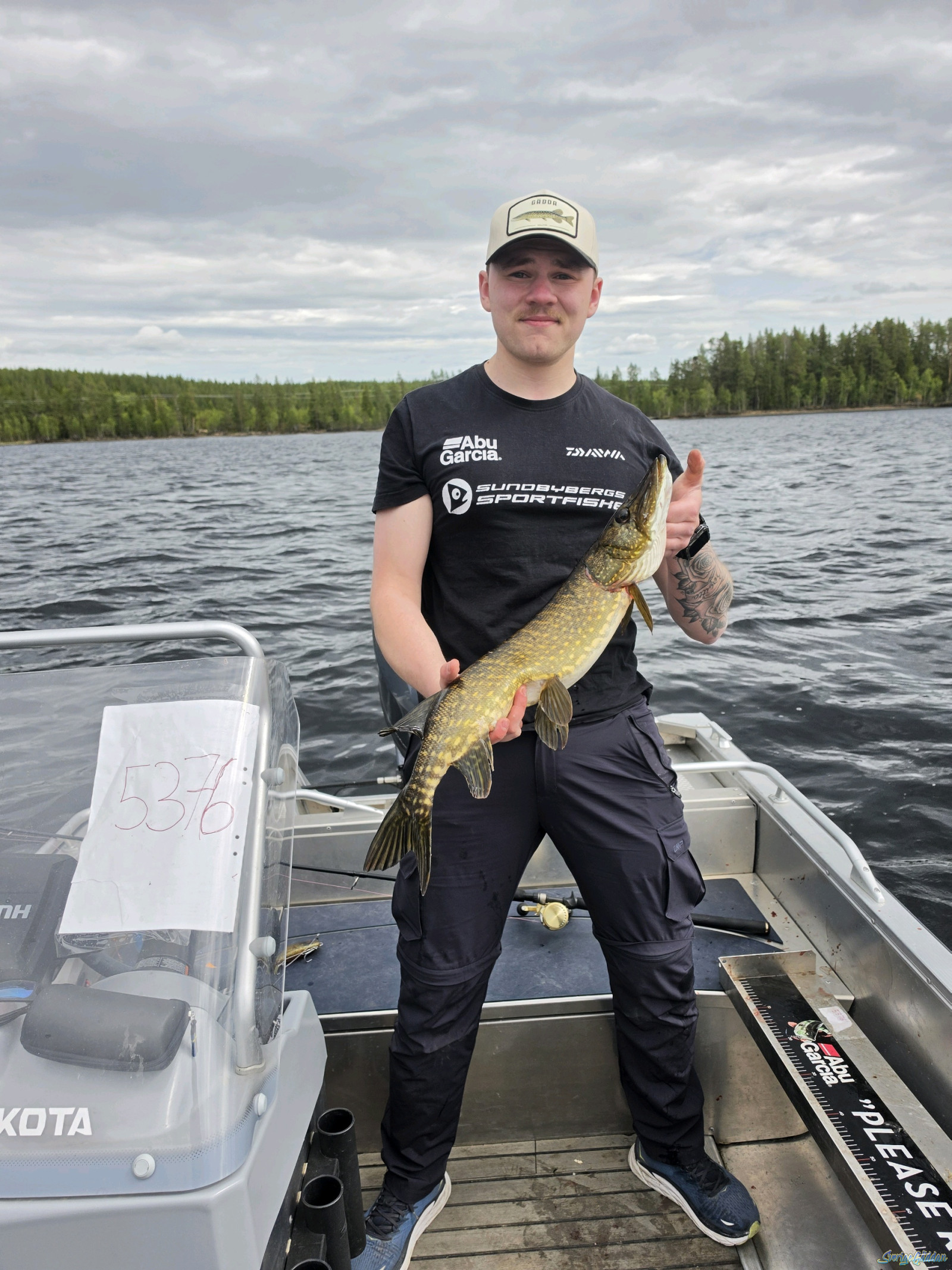 67 cm fångad av Christoffer Eriksson,Linus Thurén (Slakt i vassen) i SverigeGäddan 2026 Vår