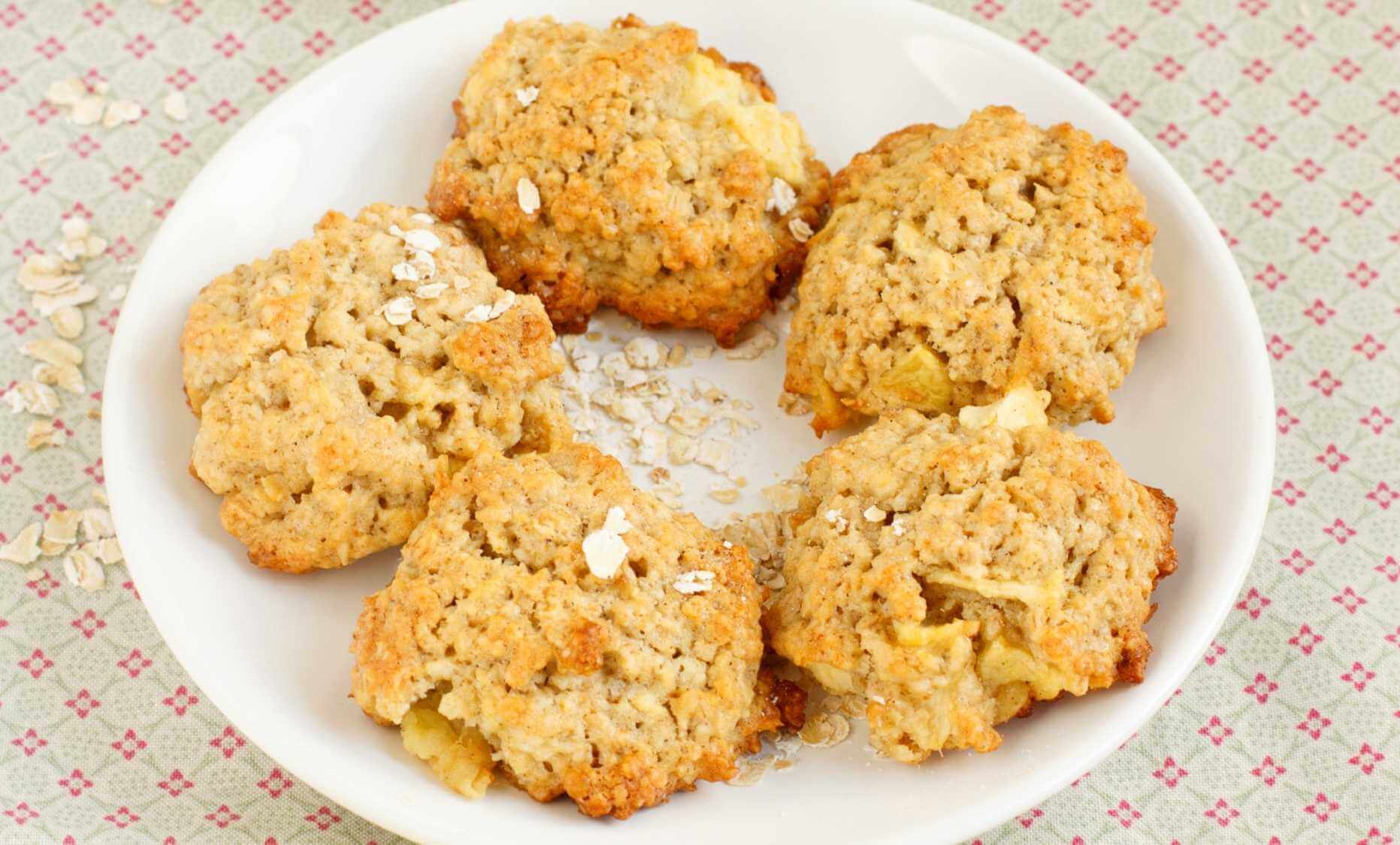 Galletas de avena y compota de manzana