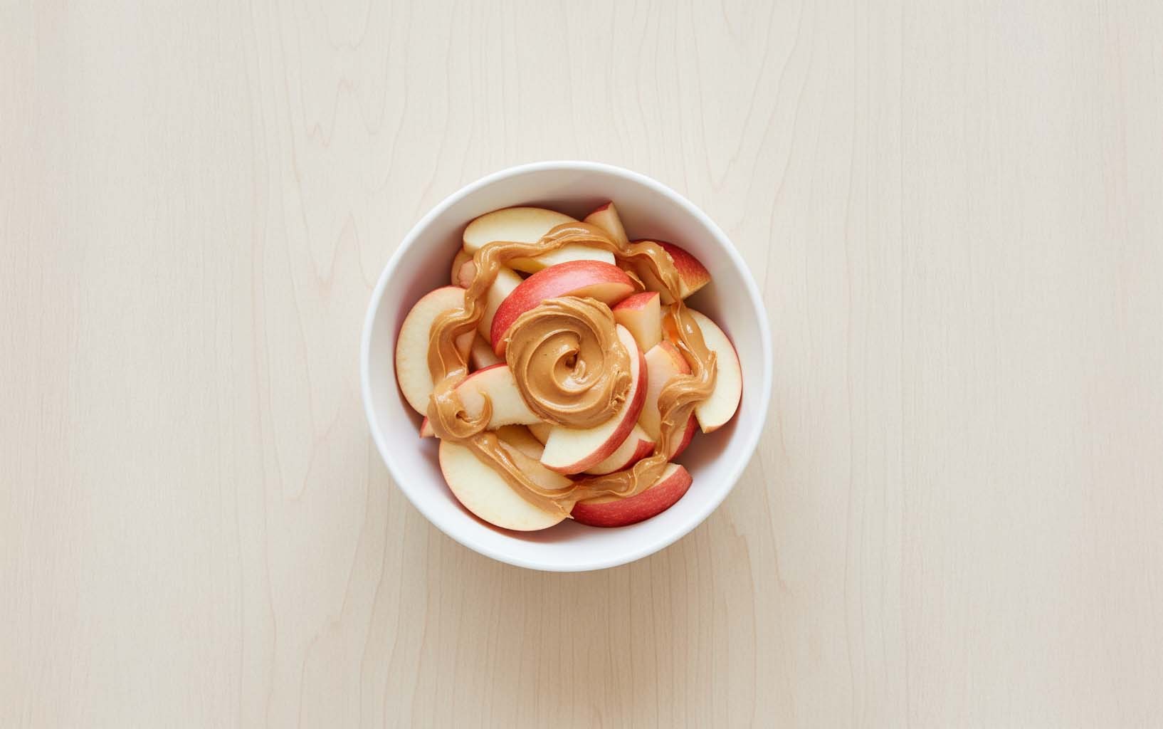 Manzana con Mantequilla de Maní