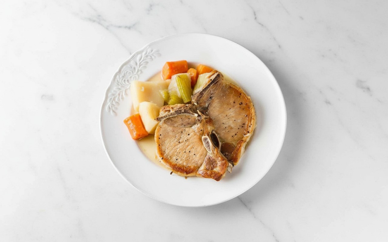 Cerdo a la Plancha con Yuca y Verduras