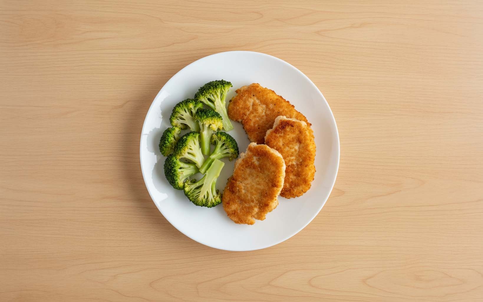 Pollo Empanizado con Brócoli