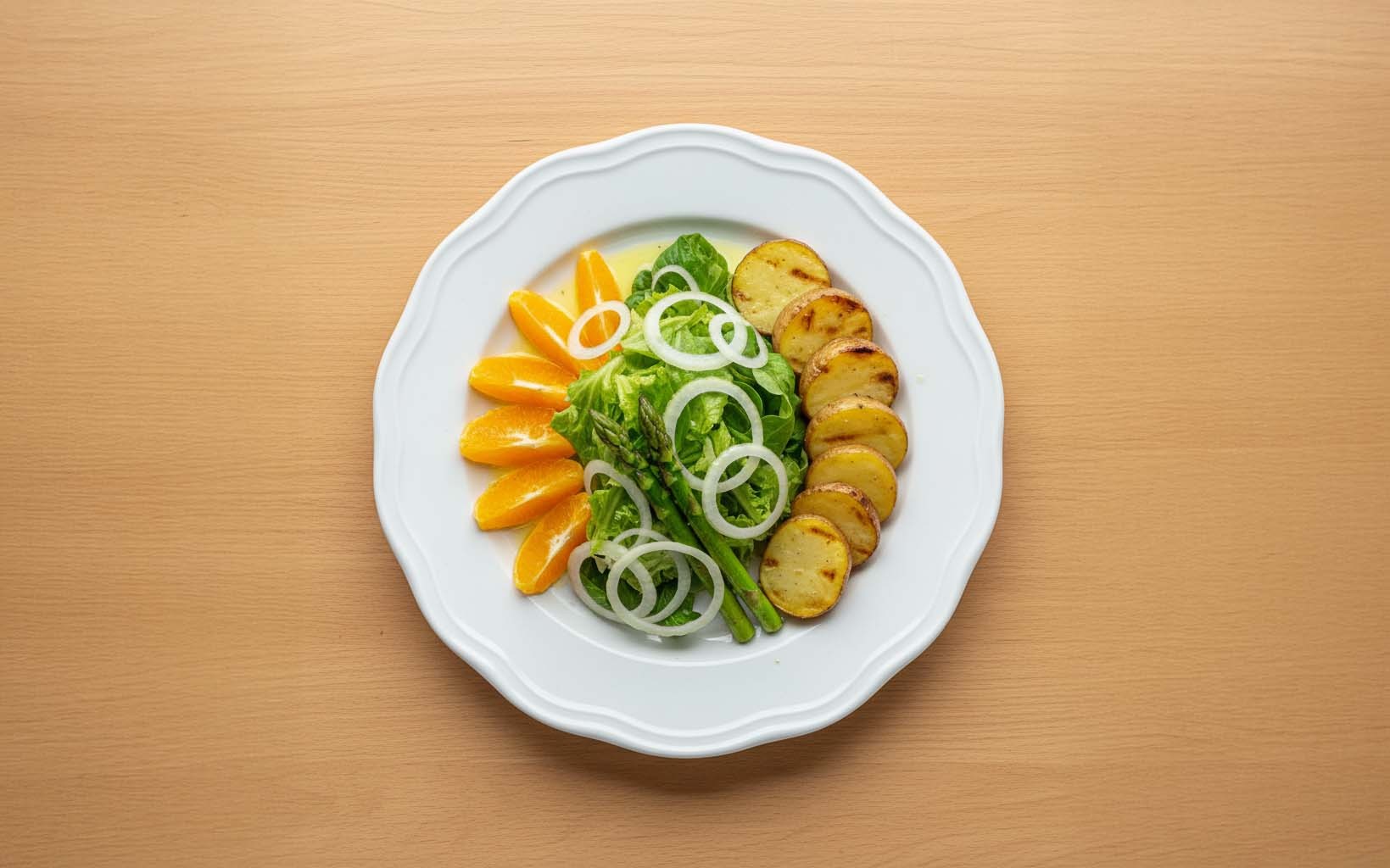 Ensalada con Papas al Grill, Naranjas y Espárragos