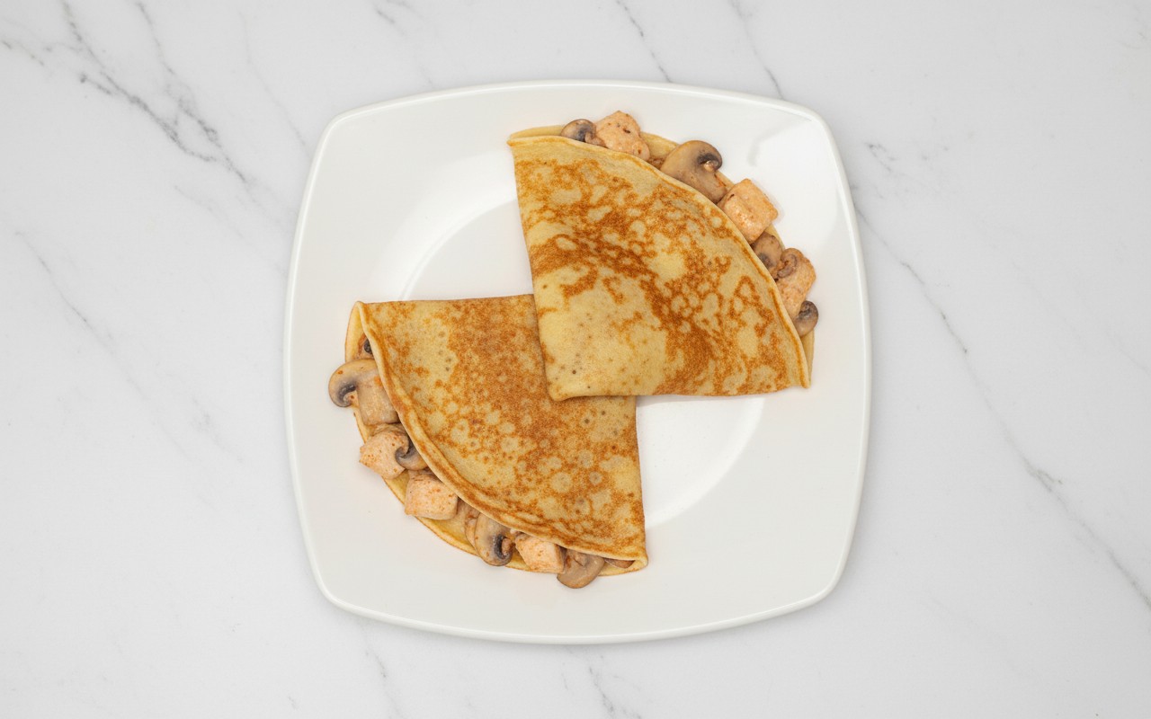 Crepes Rellenos de Pollo y Champiñones