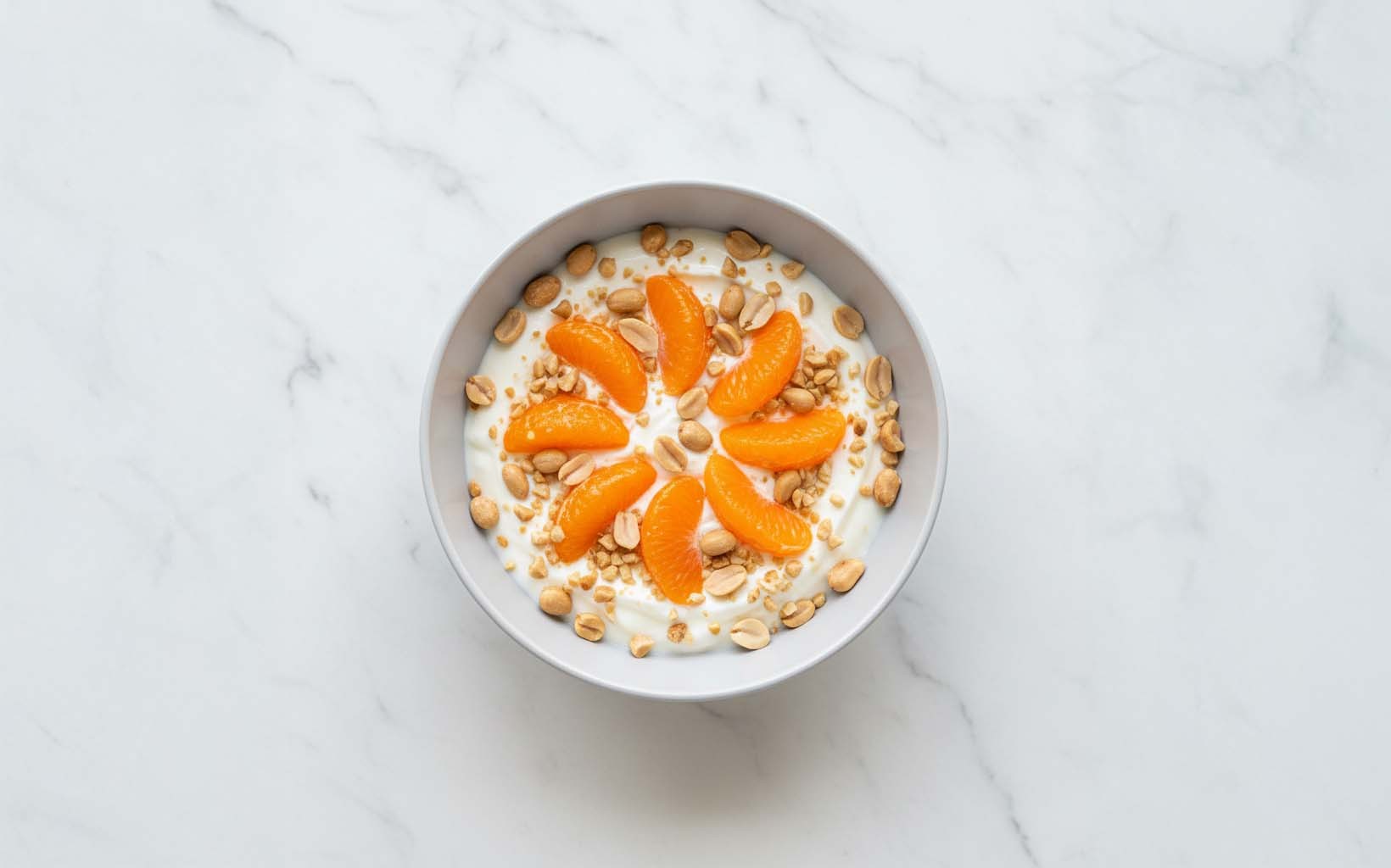 Yogurt con Proteína, Maní y Mandarina