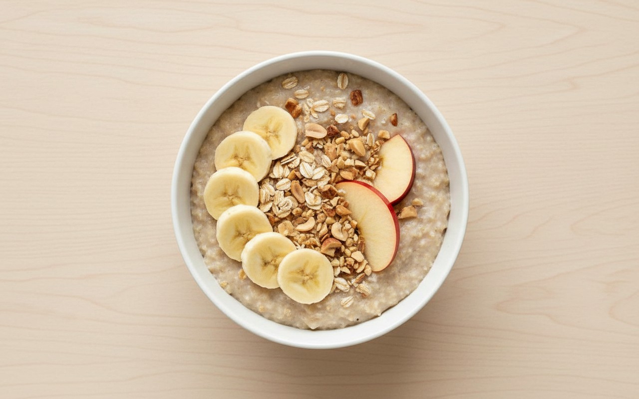 Avena con Leche, Manzana, Plátano y Maní