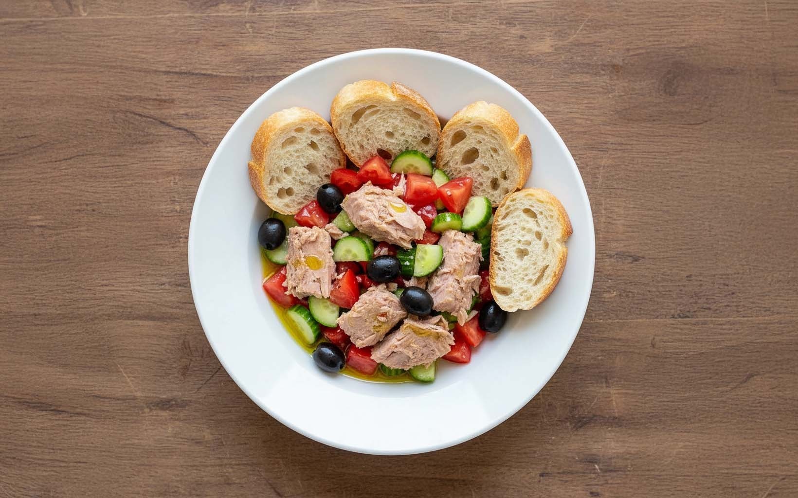 Tuna Salad with Bread