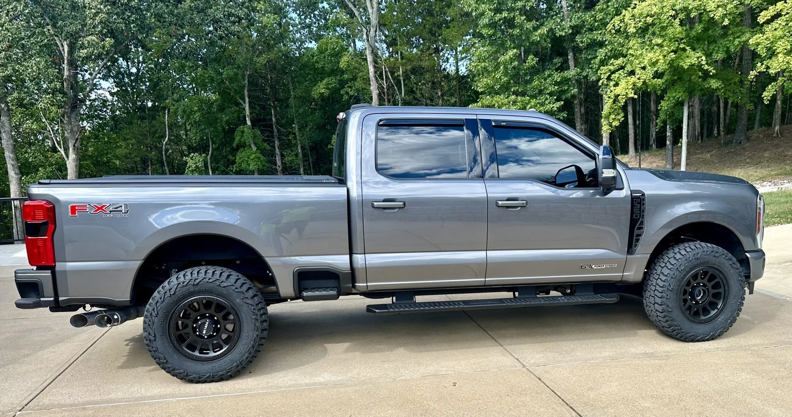 2024 Ford F-250 Super Duty on Method 305NV