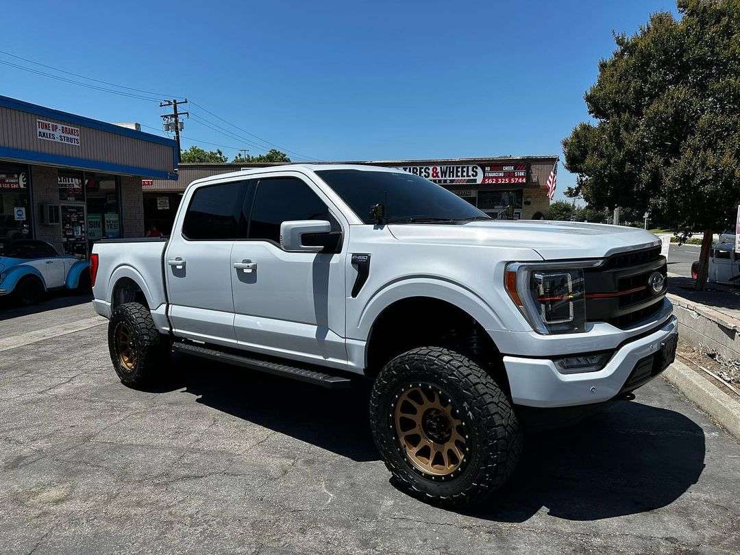 2021 Ford F-150, on Method Race Wheels Method 305 NV 20x10 +0, Nitto Recon Grappler A/T 325/50R20