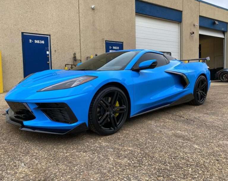 2023 Chevrolet Corvette fitted with HF-1 21x10 42mm wheels