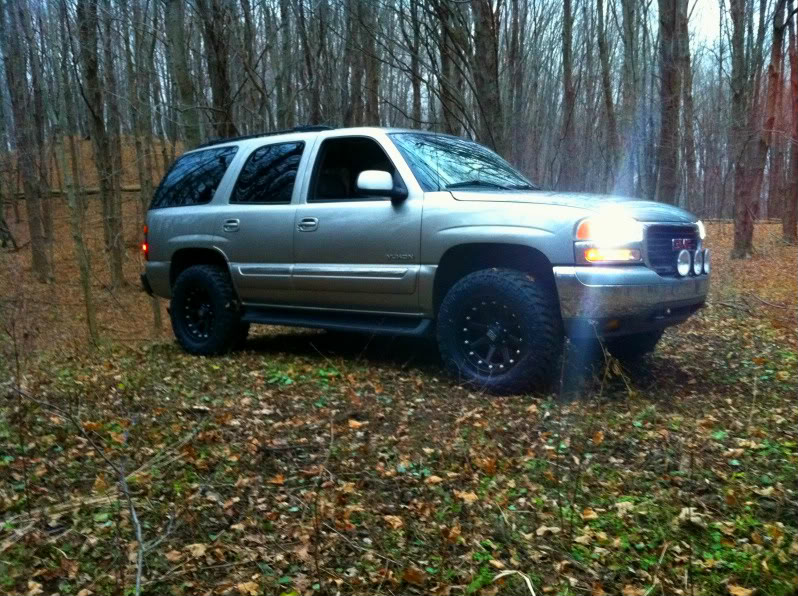 2019 GMC Yukon on XD Addict