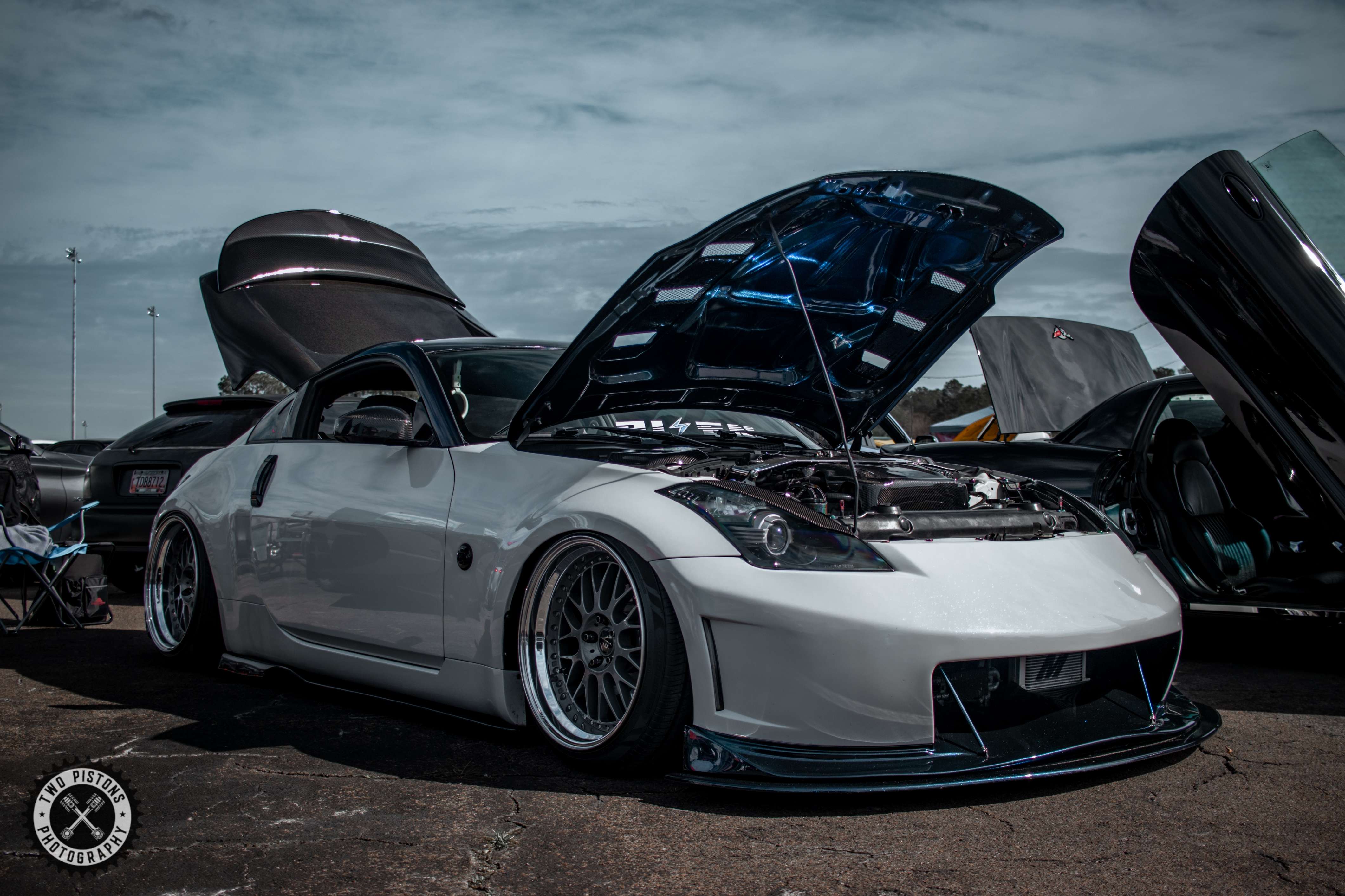 2004 Nissan 350Z fitted with VS-XX 19x10.5 -23mm wheels