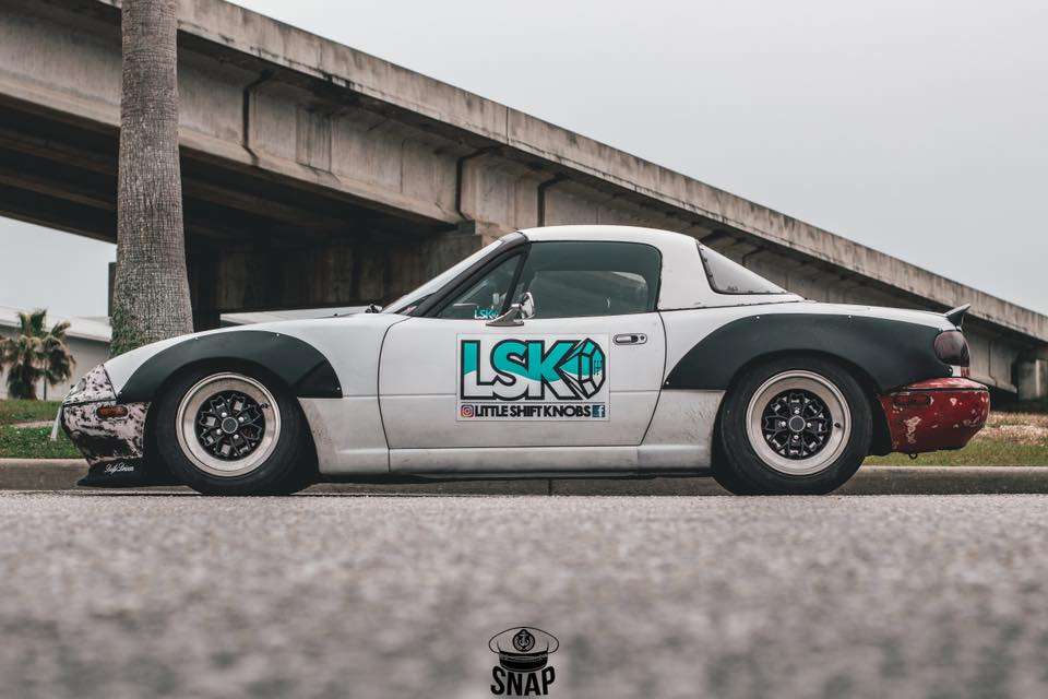 1994 Mazda Miata fitted with Aleica Sakura 15x9 0mm wheels